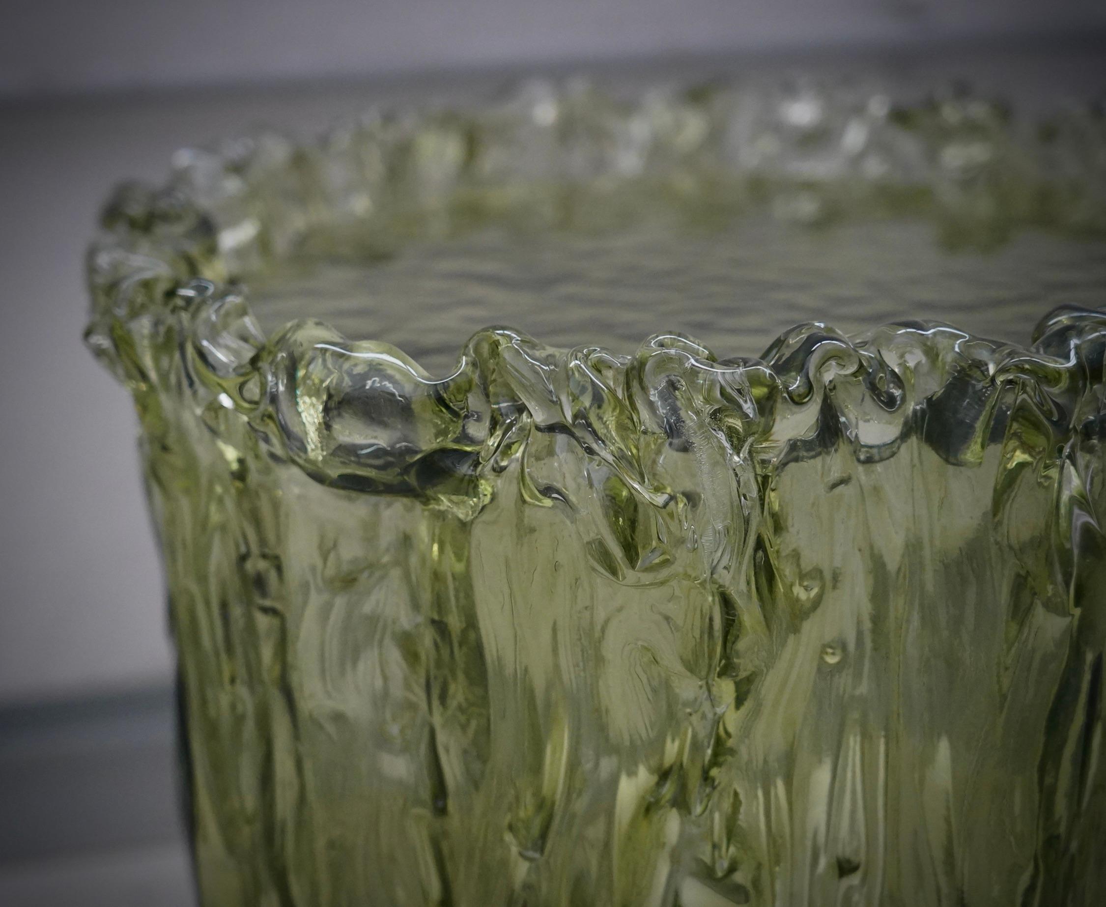 Table d'appoint italienne du milieu du siècle en verre d'art Murano Greene & Greene, 2020 en vente 1