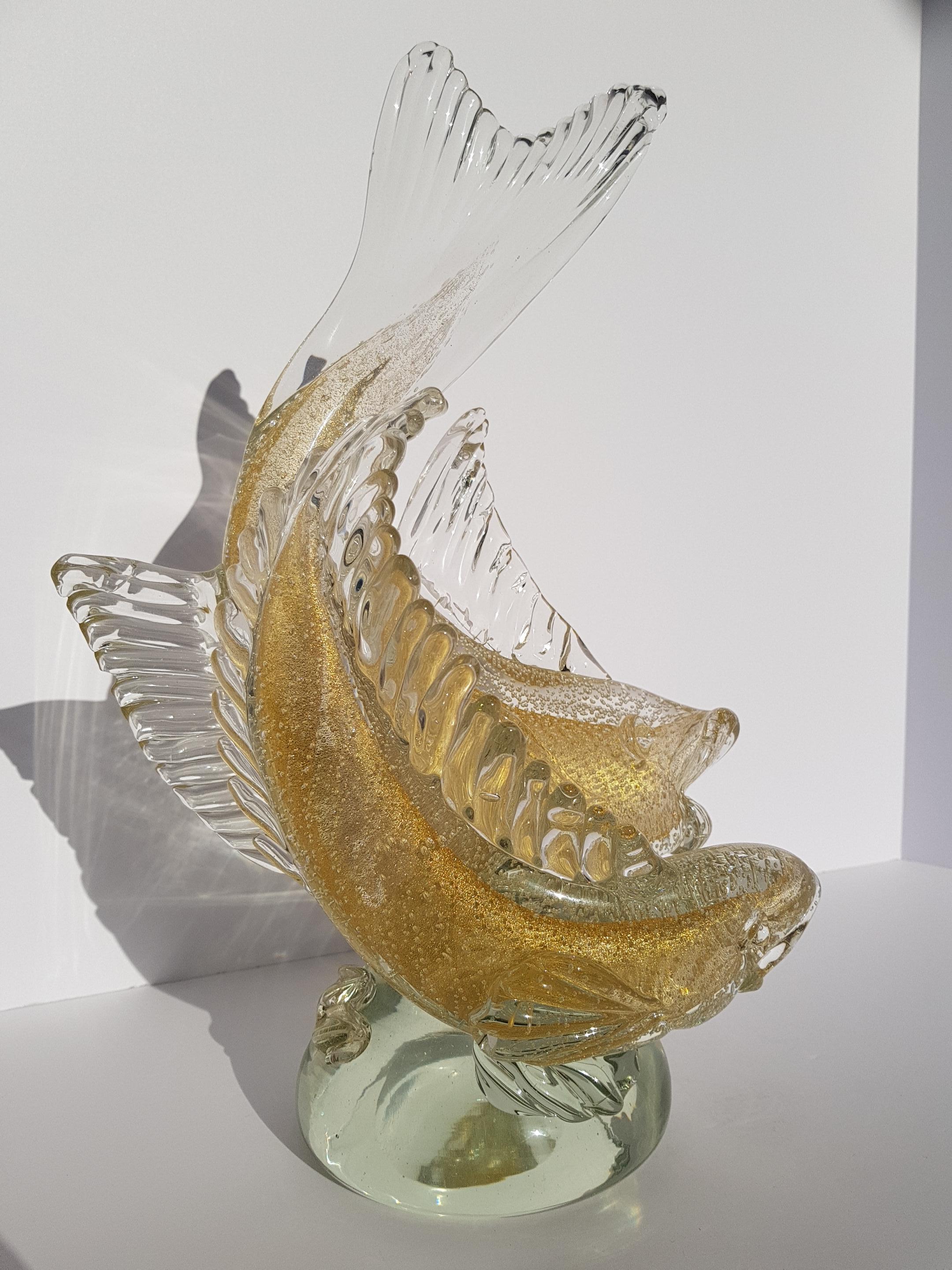 Italiano Scultura di pesce Koi in vetro artistico di Murano Barbini Bolla d'oro Hollywood Regency Modern in vendita