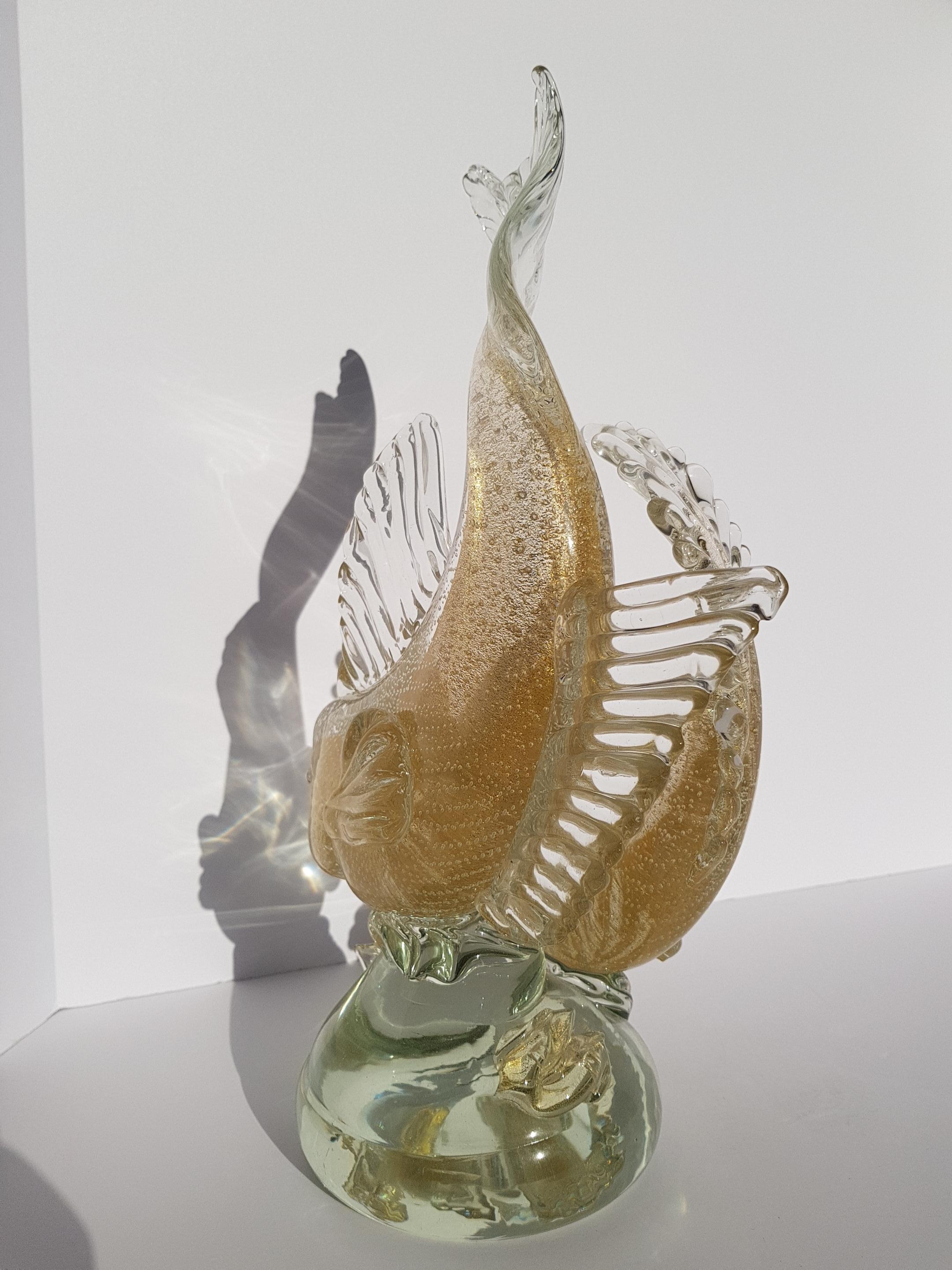 XX secolo Scultura di pesce Koi in vetro artistico di Murano Barbini Bolla d'oro Hollywood Regency Modern in vendita