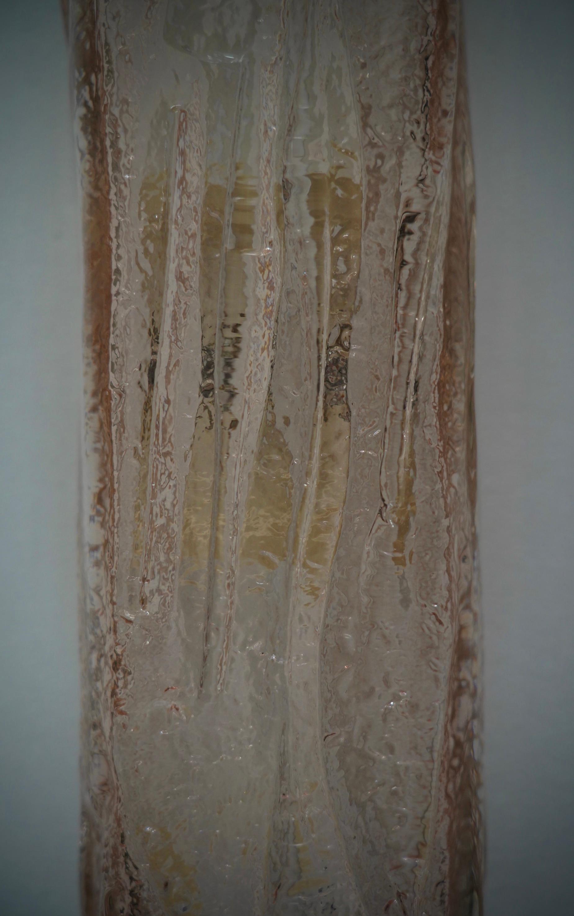 Vetro di Murano Lampada da parete e applique in vetro artistico di Murano di colore rosa chiaro, 2000 in vendita