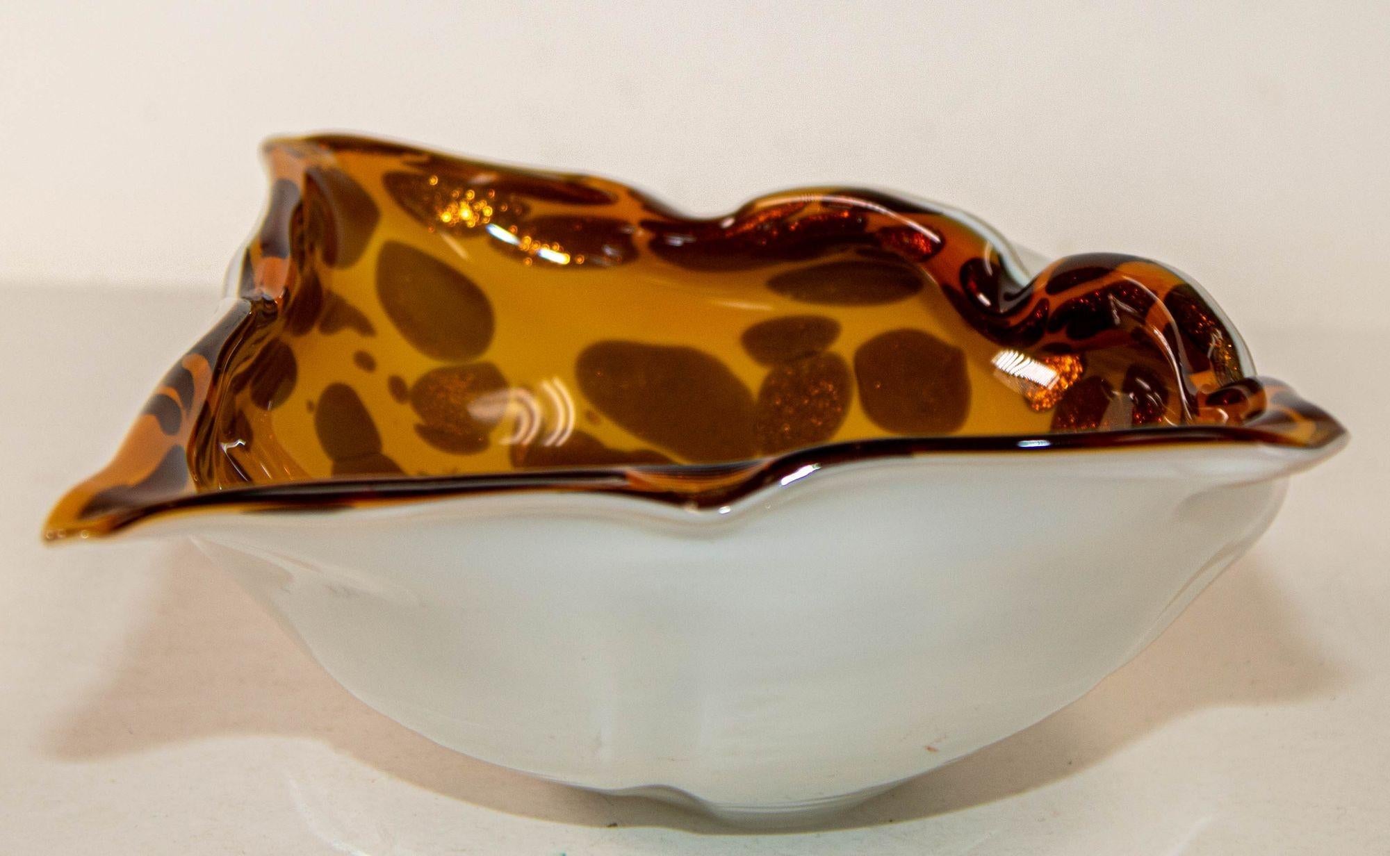 Aschenbecher aus Murano-Kunstglas Manta Ray Schildpatt gepunktete Schale Vintage 1960er Jahre im Angebot 5