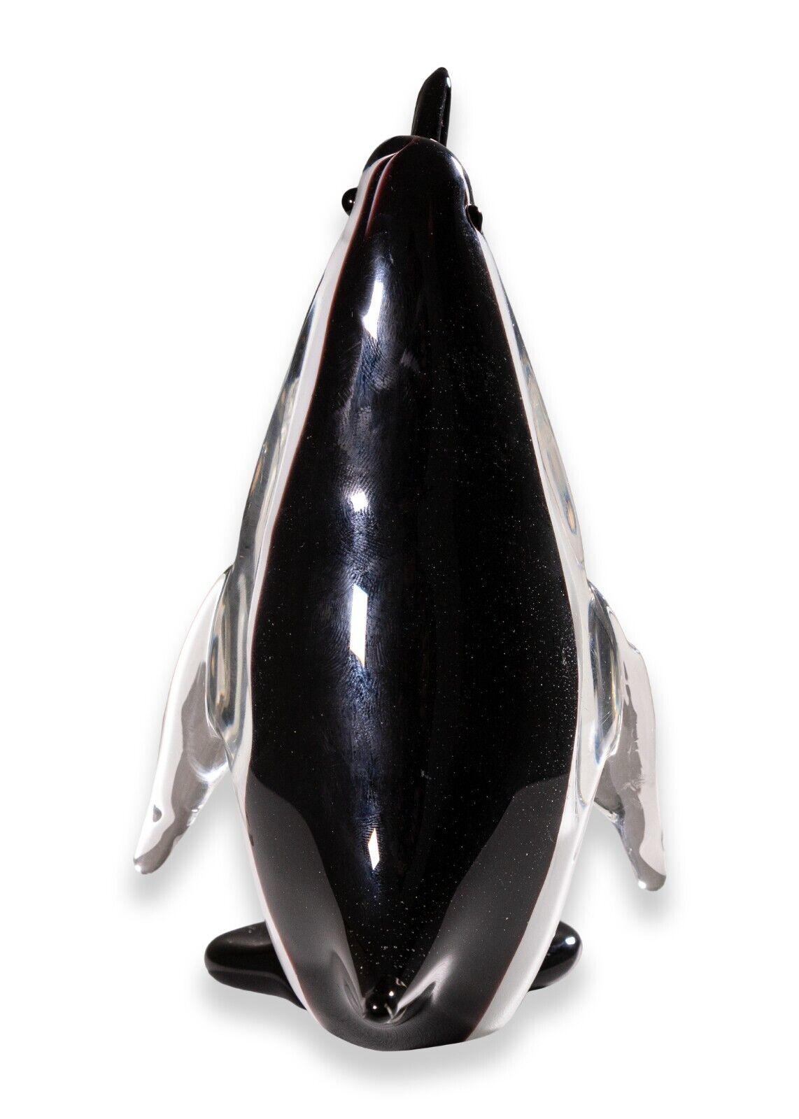 Murano Art Glass Penguin Figurine Sculpture with Original Tag In Good Condition For Sale In Keego Harbor, MI