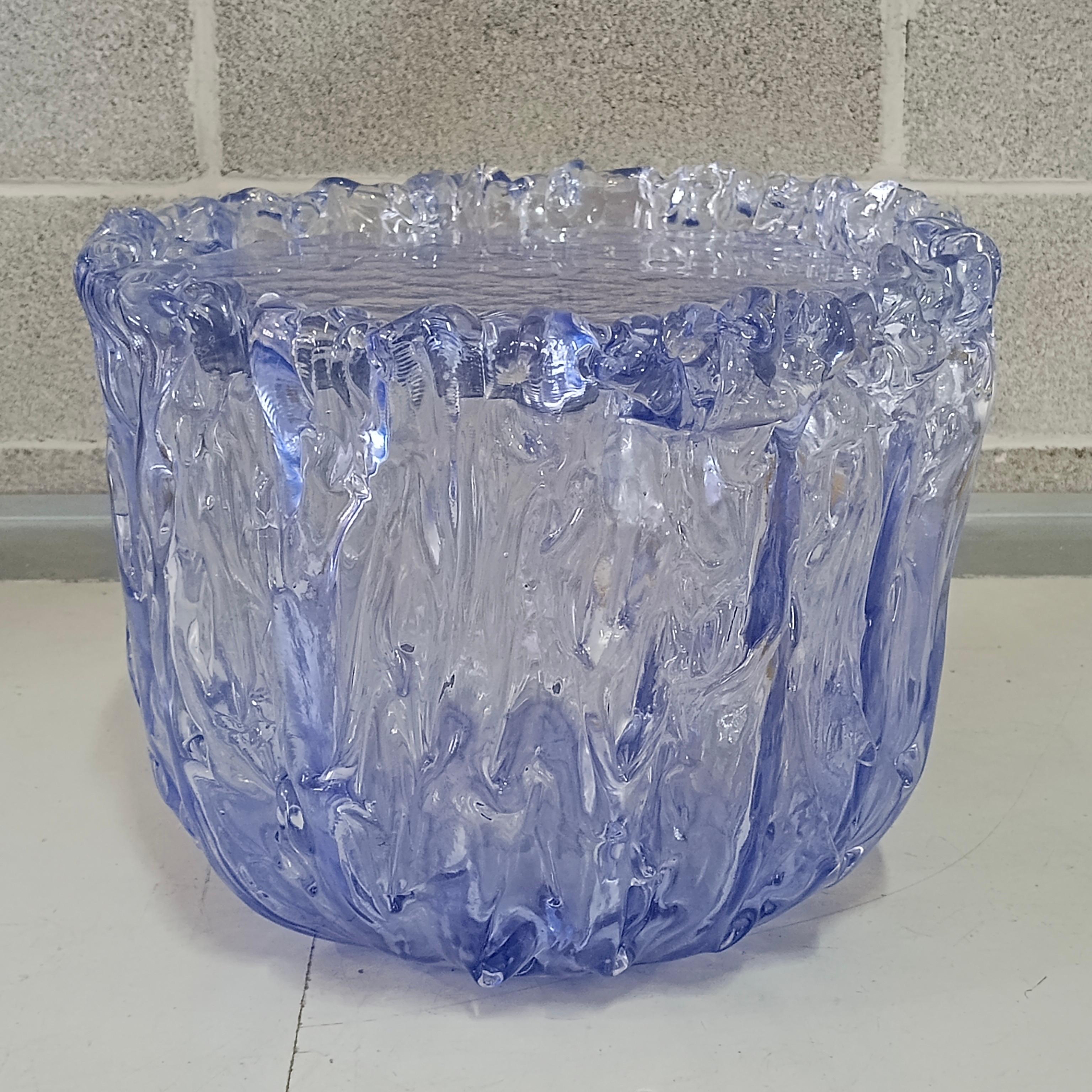Italienischer Mid-Century-Beistelltisch aus Murano-Kunstglas in Periwinkle-Farbe, 2020 im Angebot 1