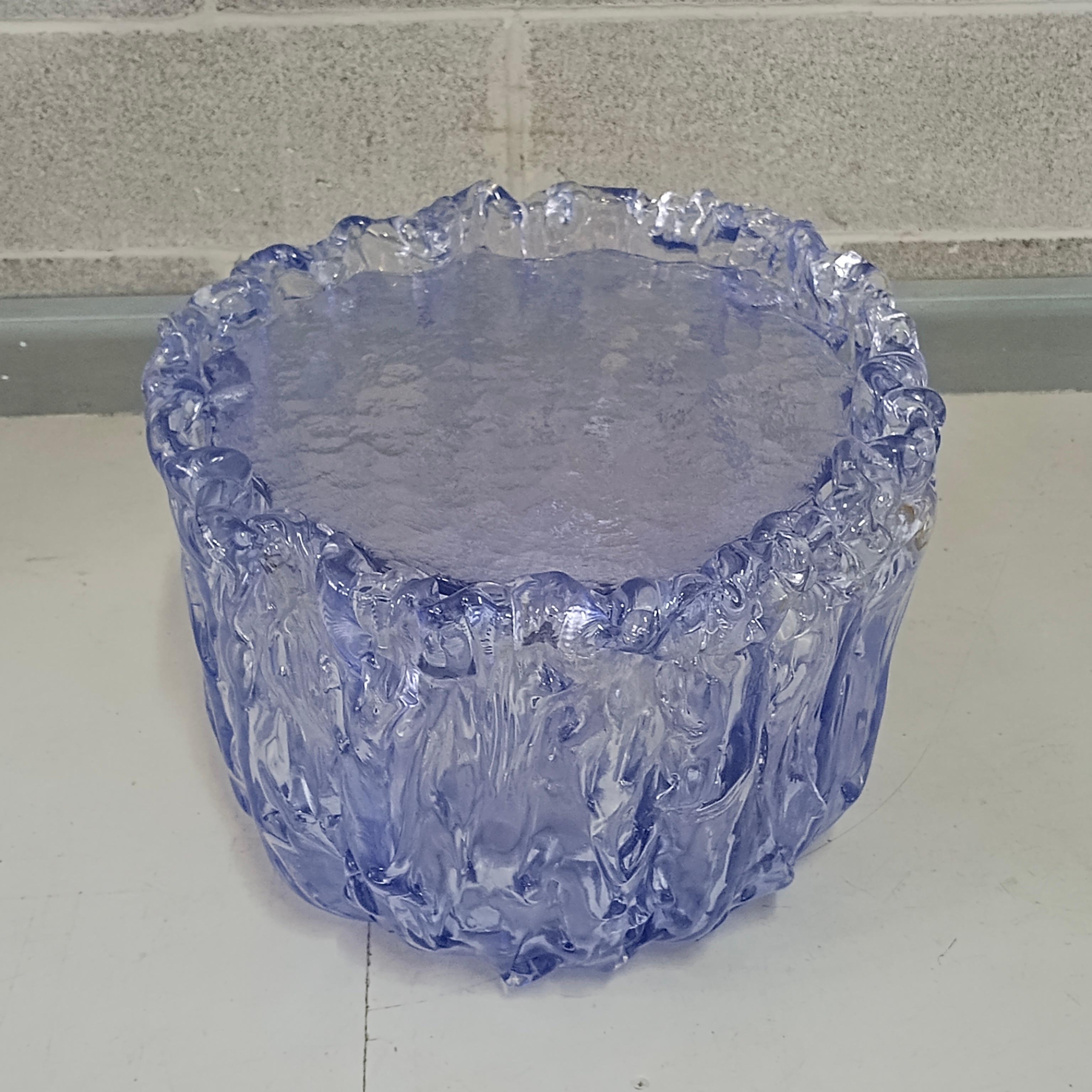 Italienischer Mid-Century-Beistelltisch aus Murano-Kunstglas in Periwinkle-Farbe, 2020 im Angebot 2