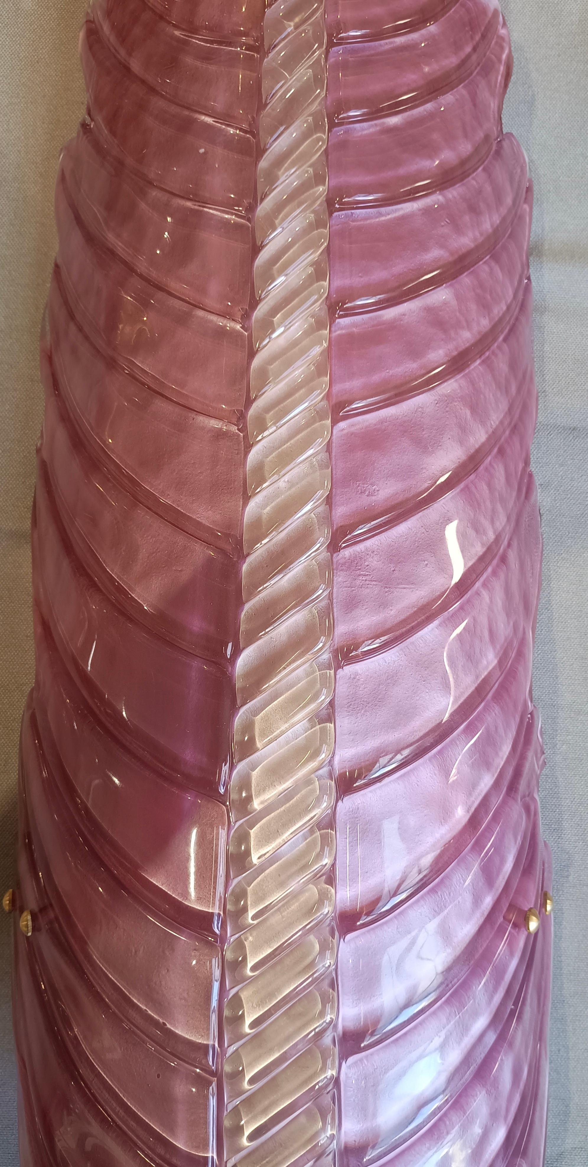 Lámpara de pared y apliques de cristal de Murano rosa y blanco, 2020 en Bueno estado para la venta en Rome, IT