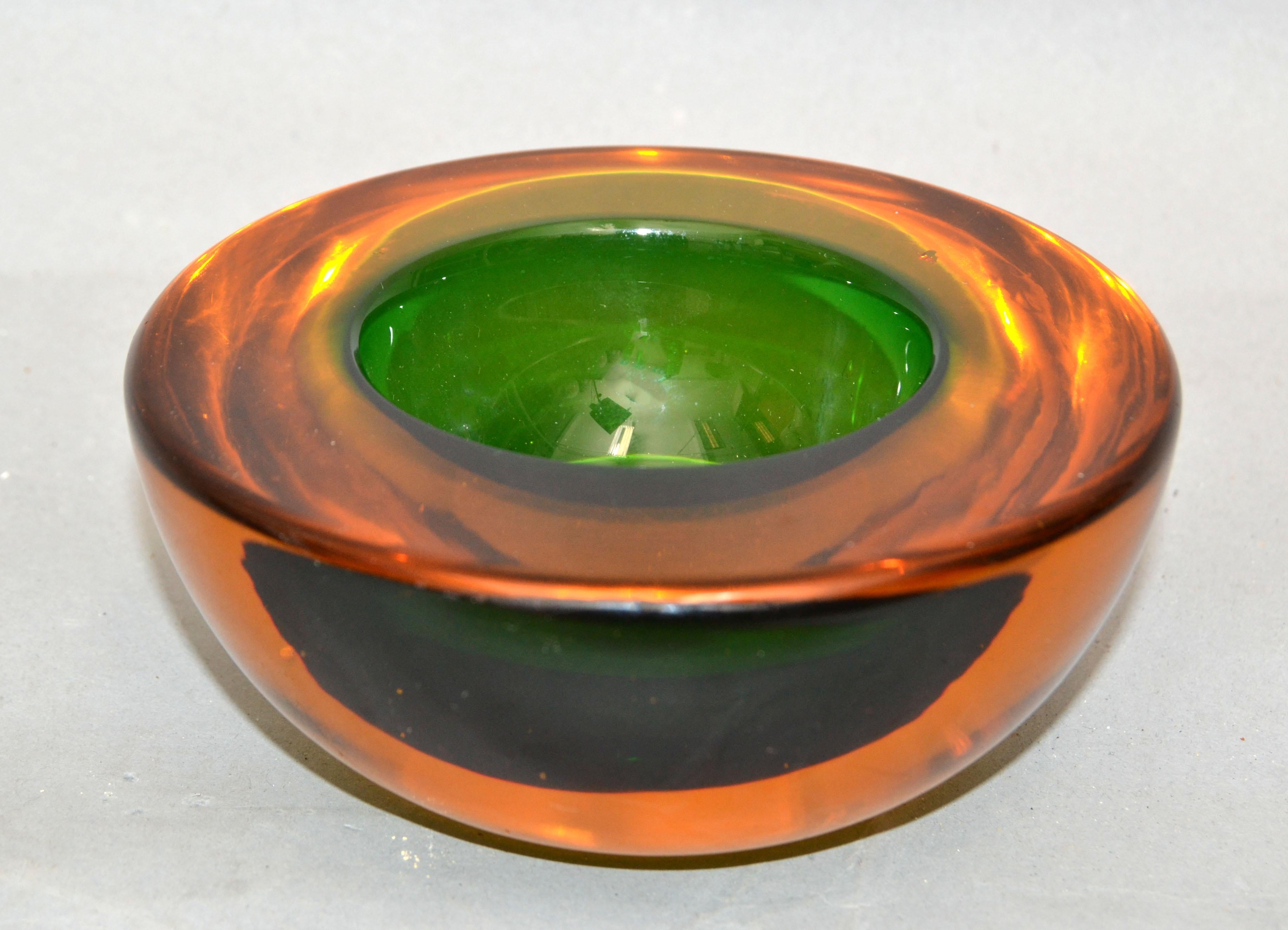 Murano Art Glass Round Amber & Green Blown Glass Catchall Bowl, Italy, 1960 For Sale 2