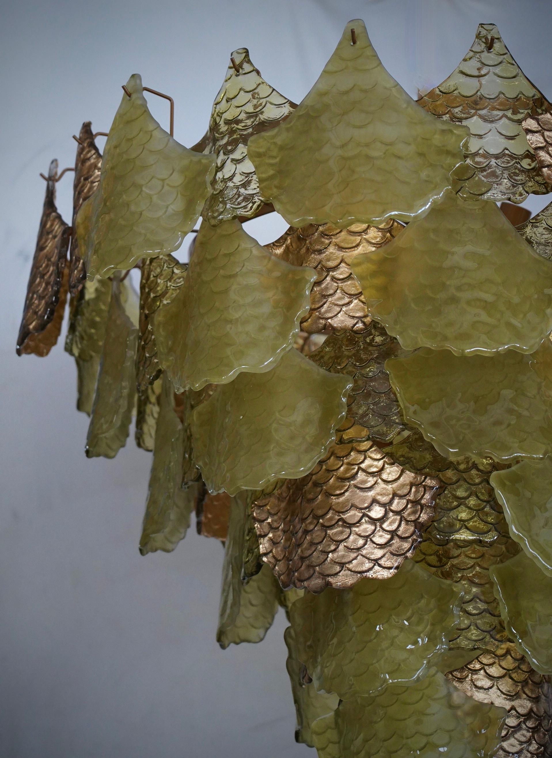 Murano Kunstglas Rund Grün und Gold Farbe Mid-Century Kronleuchter, 2020 (Muranoglas) im Angebot