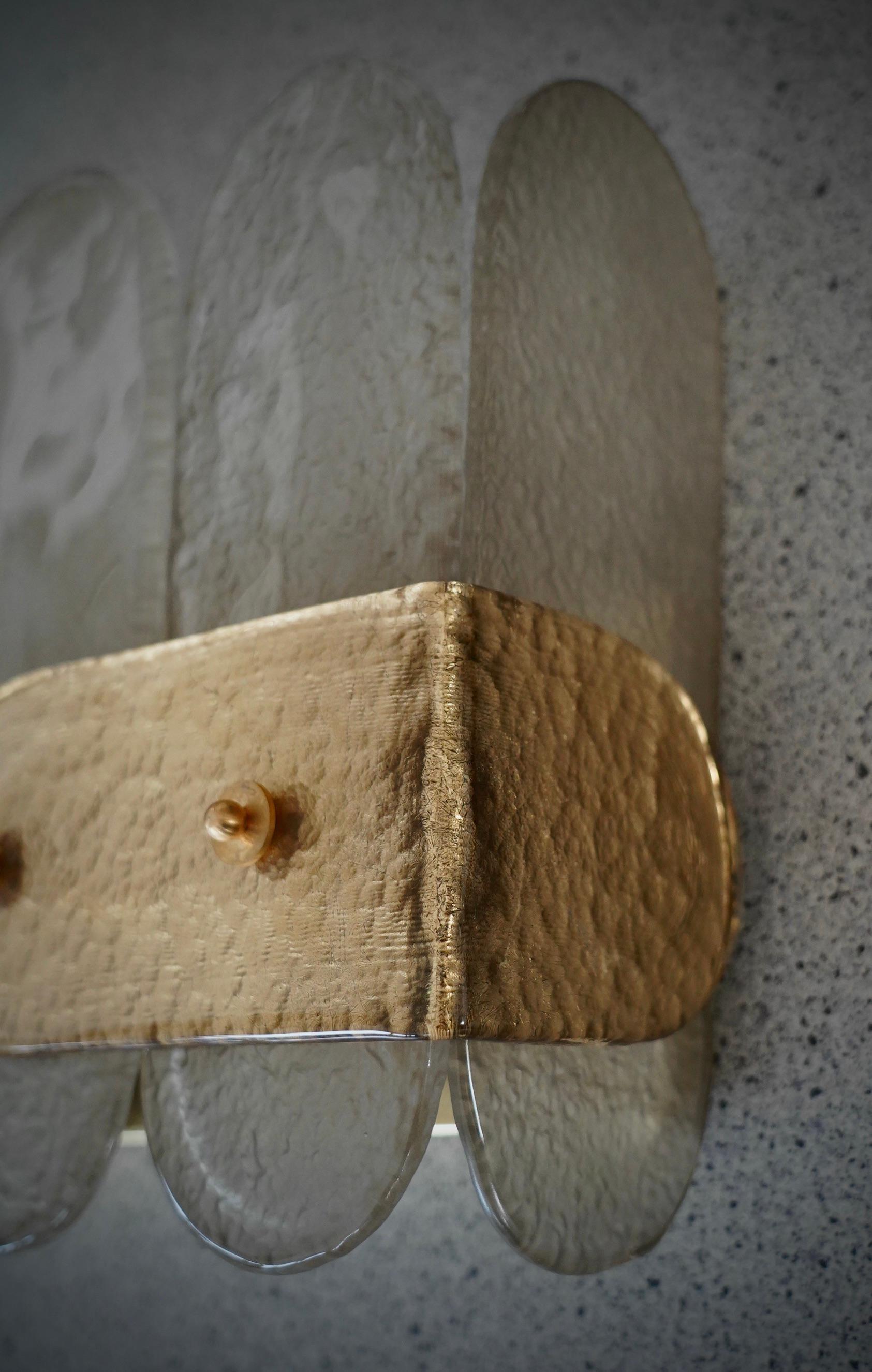 Applique e sconsigliere in ottone sabbiato e dorato in vetro artistico di Murano, 2020 In condizioni buone in vendita a Rome, IT