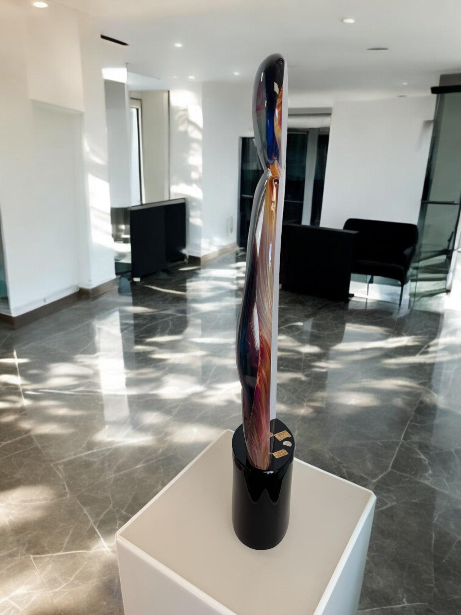 Escultura de cristal de Murano sobre pedestal de Loredano Rosin, firmada Italiano en venta