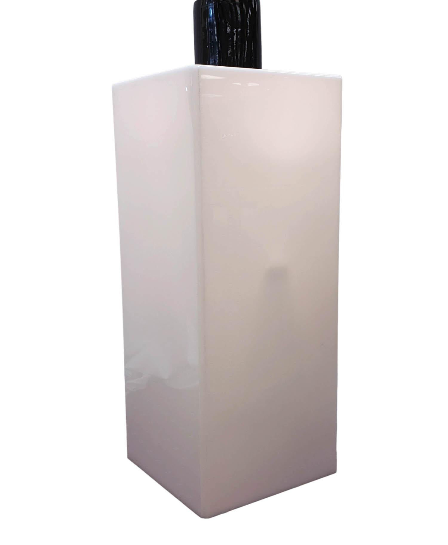 Escultura de cristal de Murano sobre pedestal de Loredano Rosin, firmada en venta 6