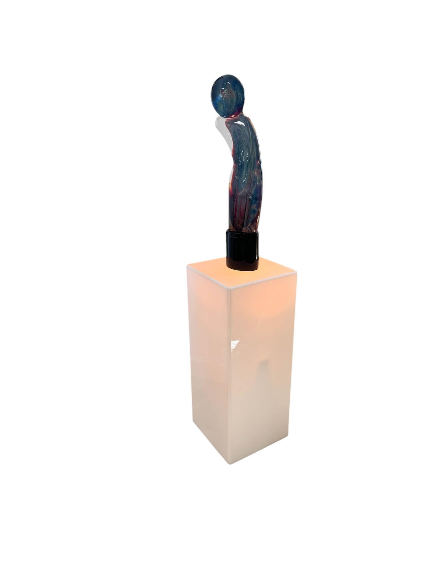 Escultura de cristal de Murano sobre pedestal de Loredano Rosin, firmada en venta 3