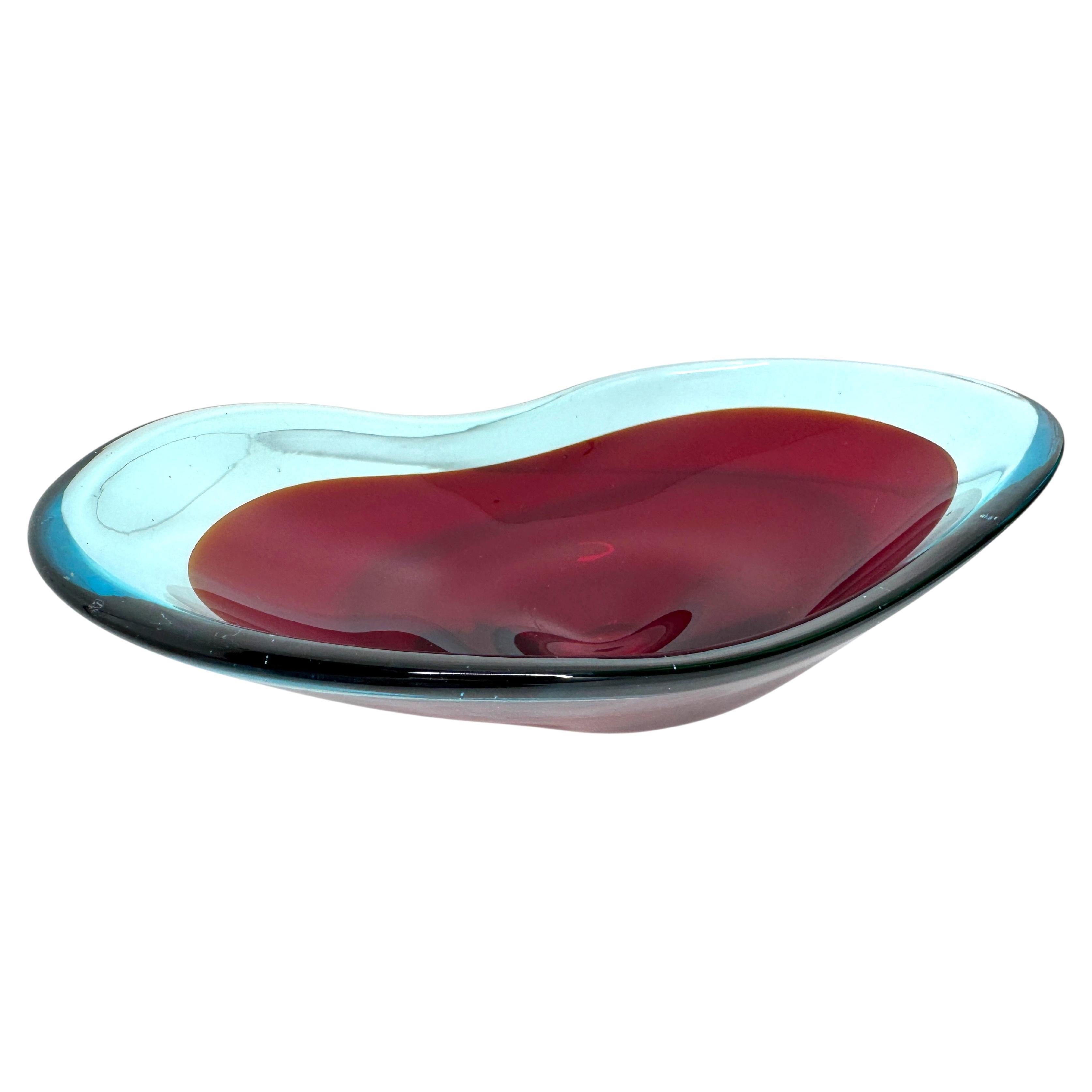 Cuenco de Murano Art Glass Sommerso Azul y Rojo Vintage, Italia, Años 70