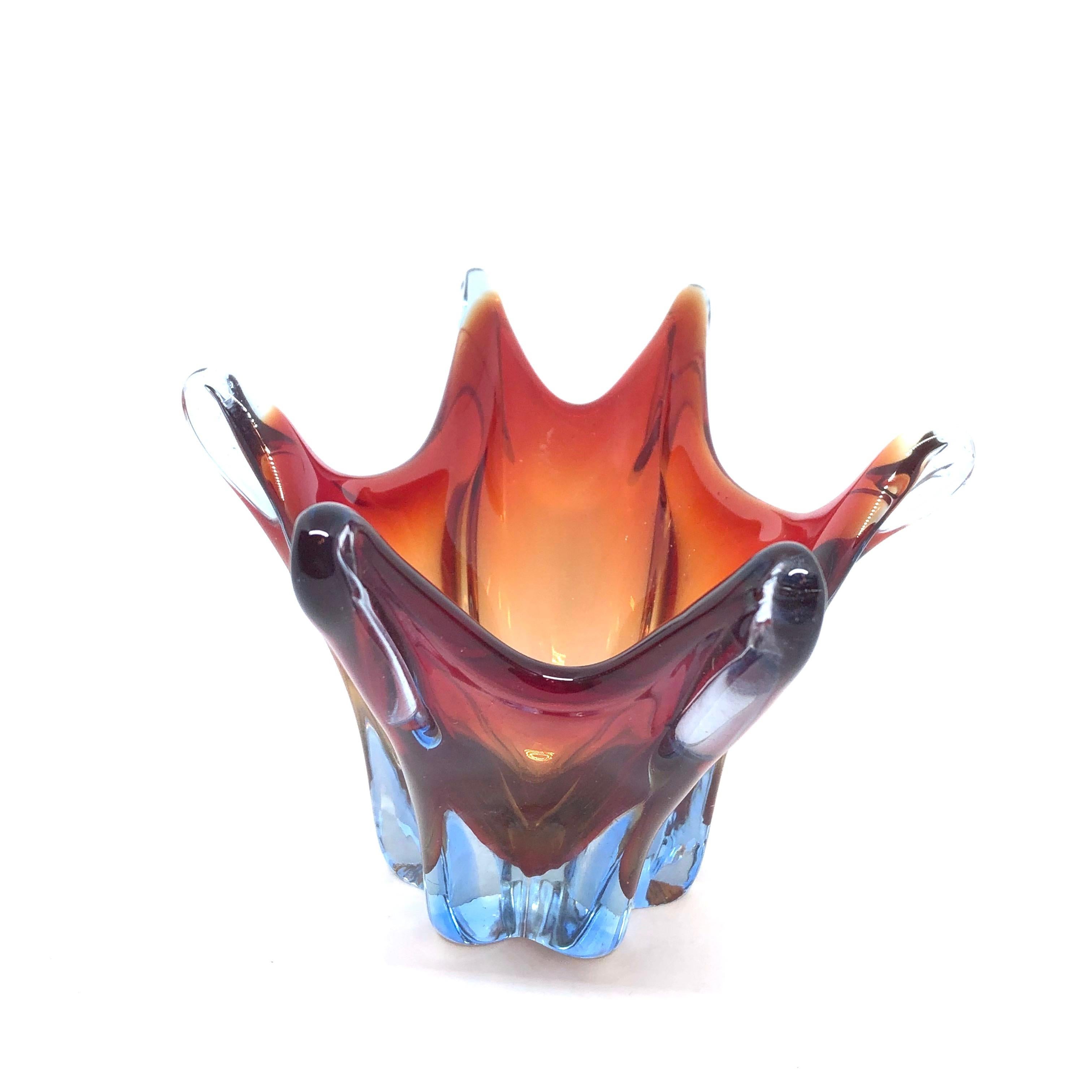 Italian Murano Art Glass Sommerso Bowl Catchall Red and Blue Vintage, Italy, 1960s