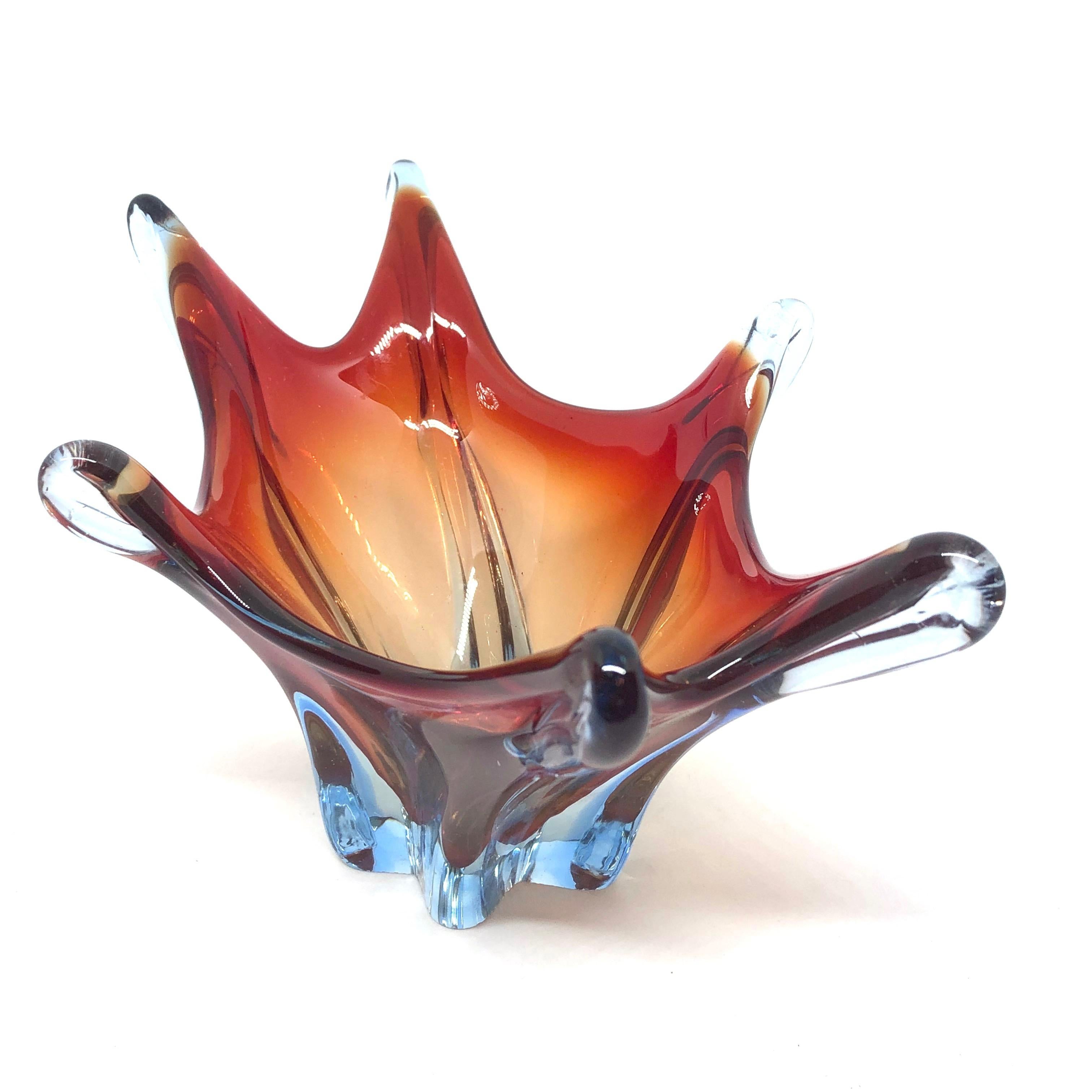 Murano Art Glass Sommerso Bowl Catchall Red and Blue Vintage, Italy, 1960s In Good Condition In Nuernberg, DE