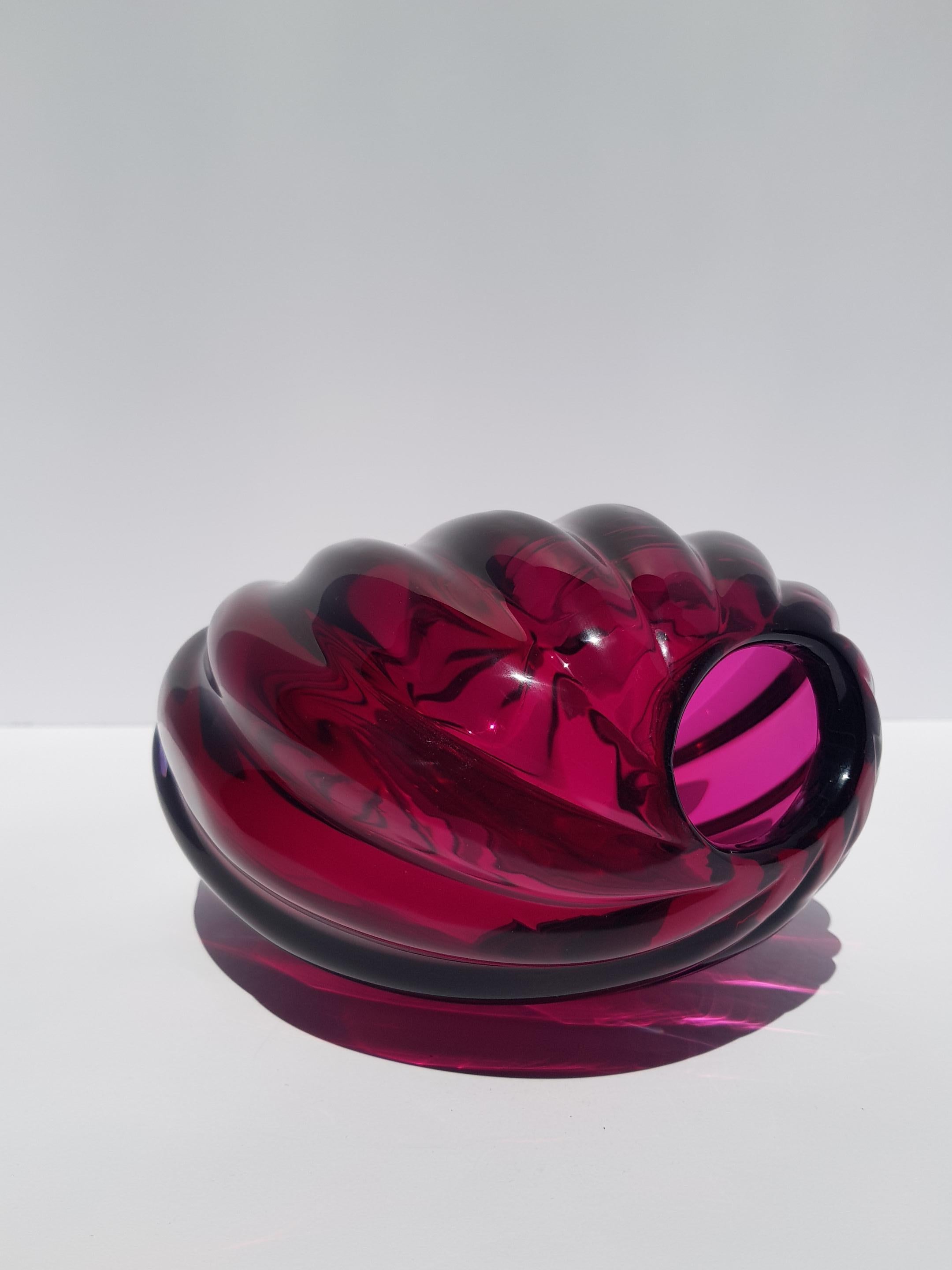 Vaso in vetro artistico di Murano Archimede Seguso a coste viola rubino Mid Century Mod in vendita 4
