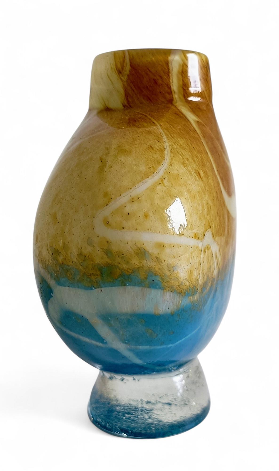 Verre d'art Vase en verre d'art de Murano, couleurs du coucher de soleil méditerranéen, Italie, années 1980 en vente