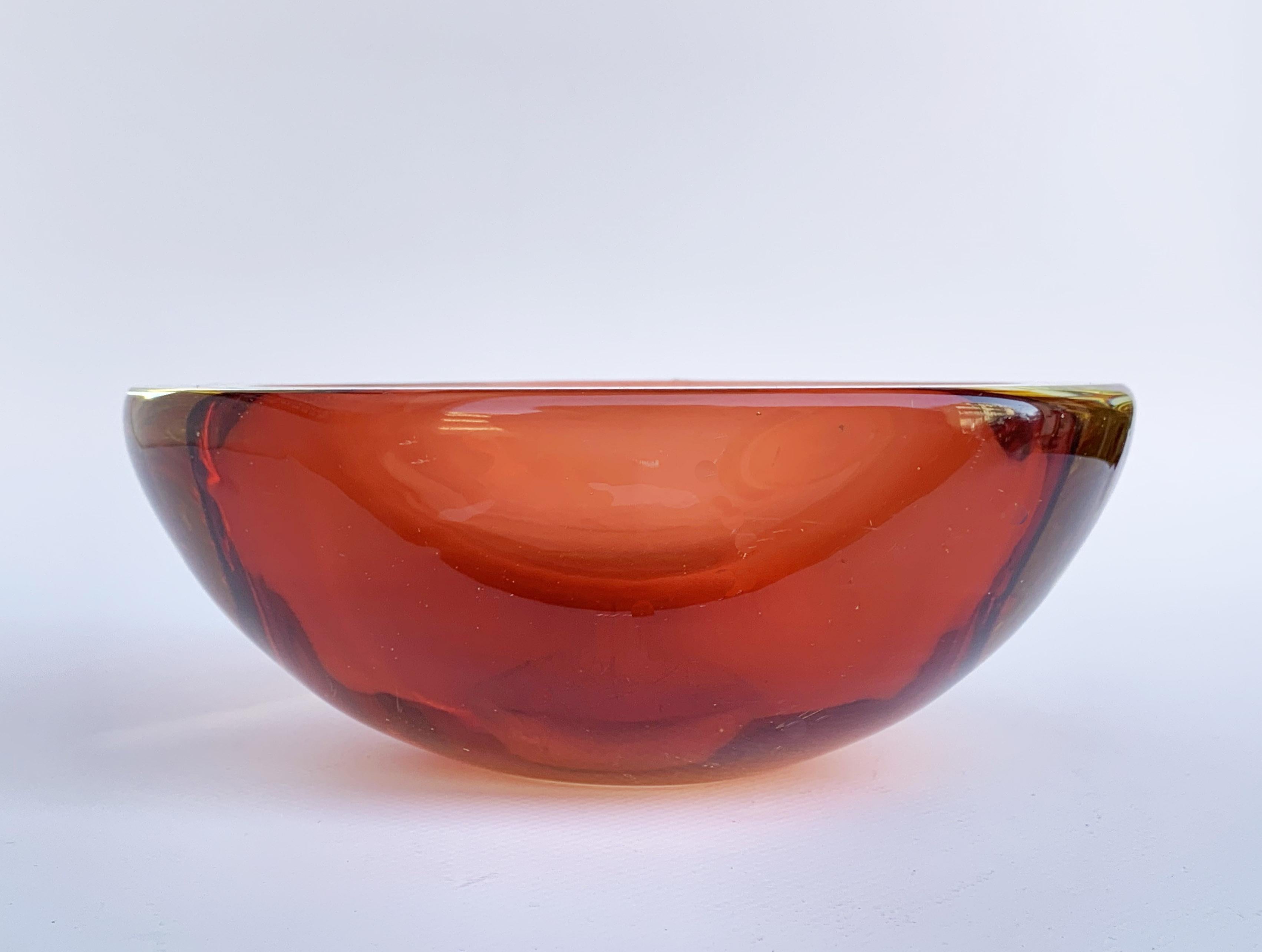 Mid-Century Modern Murano Ashtray, Flavio Poli, Submerged Glass, Amber, Glass, Italy, 1960s
