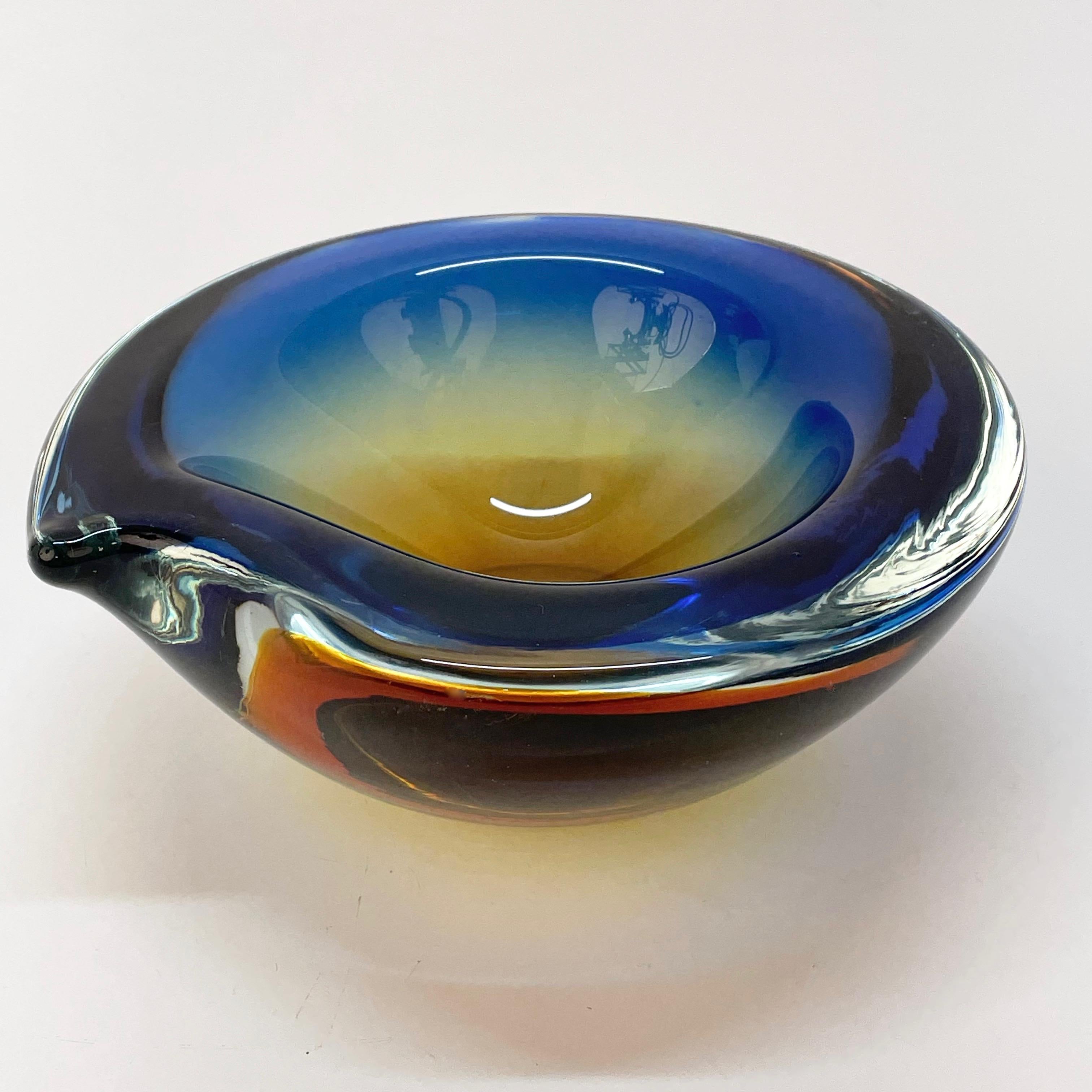 Murano Ashtray or Bowl, Flavio Poli Submerged Glass Amber Blue, Italy, 1960 For Sale 3