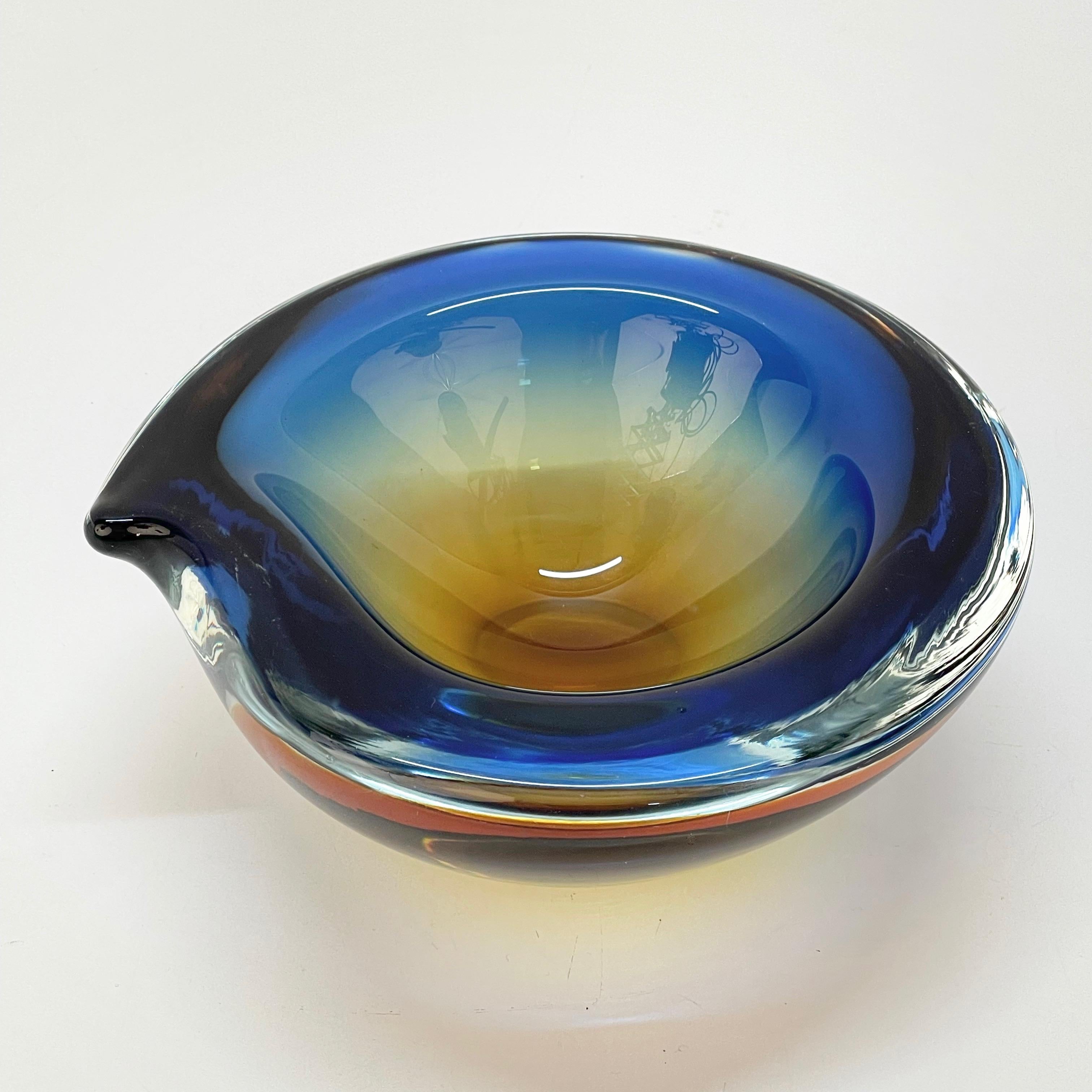Murano Ashtray or Bowl, Flavio Poli Submerged Glass Amber Blue, Italy, 1960 For Sale 5