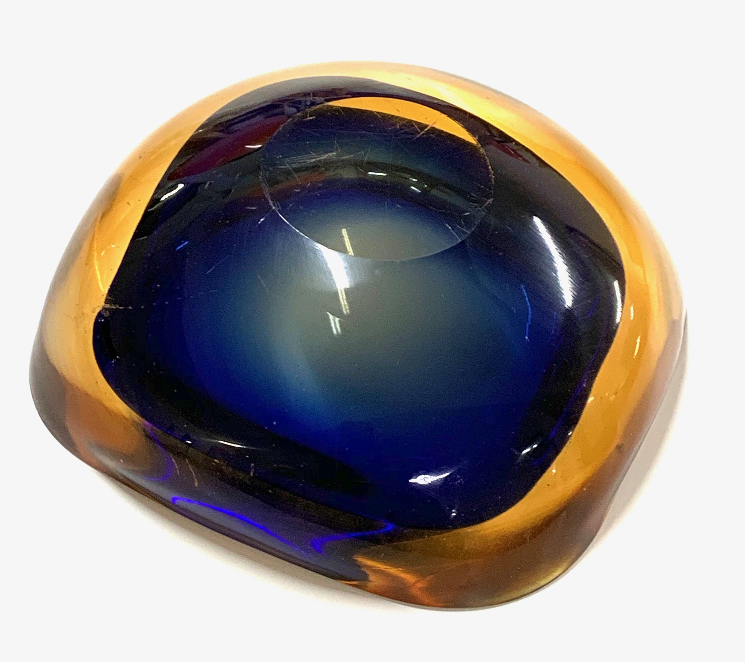 Murano Ashtray or Bowl, Flavio Poli Submerged Glass Amber Blue, Italy, 1960 7
