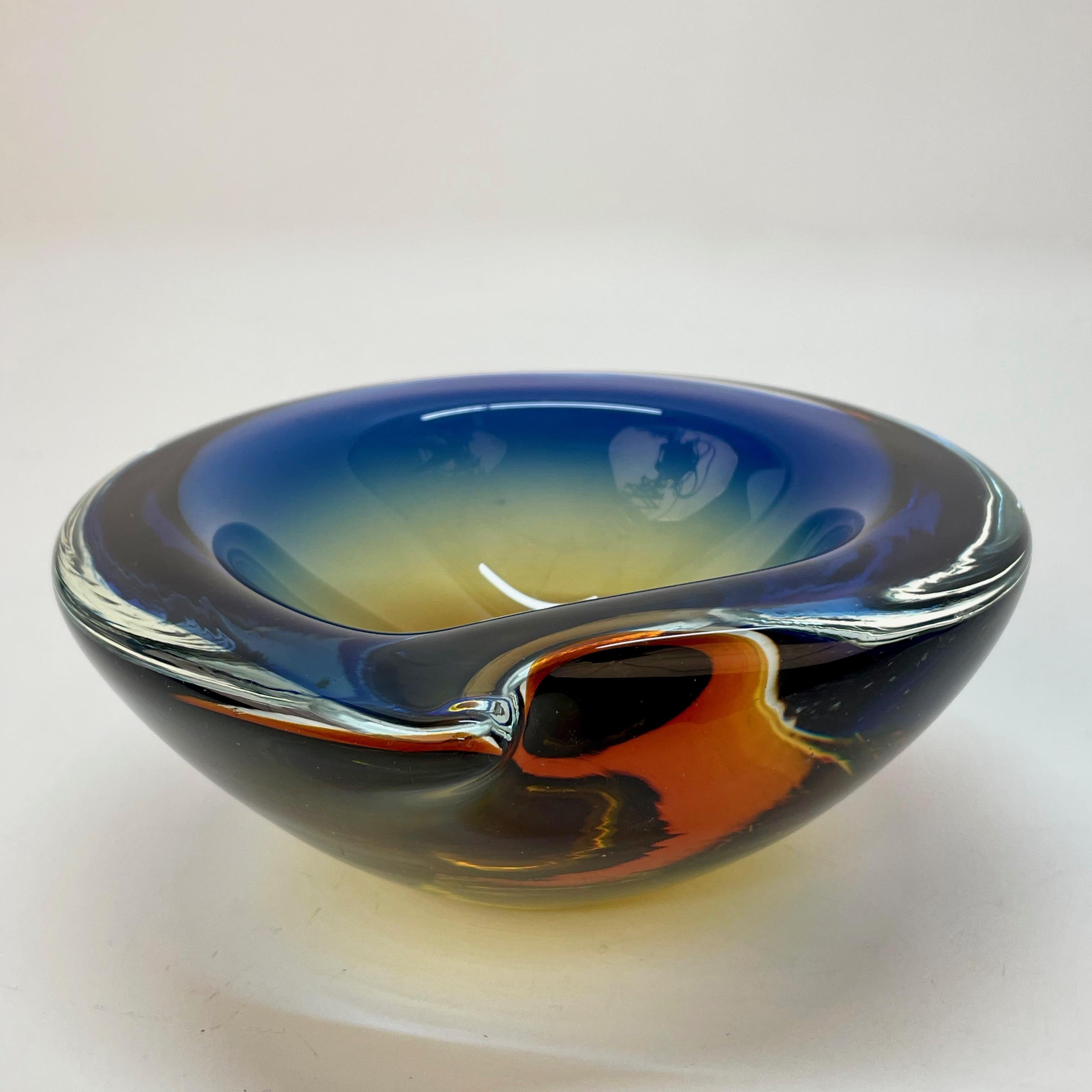 Murano Ashtray or Bowl, Flavio Poli Submerged Glass Amber Blue, Italy, 1960 For Sale 9