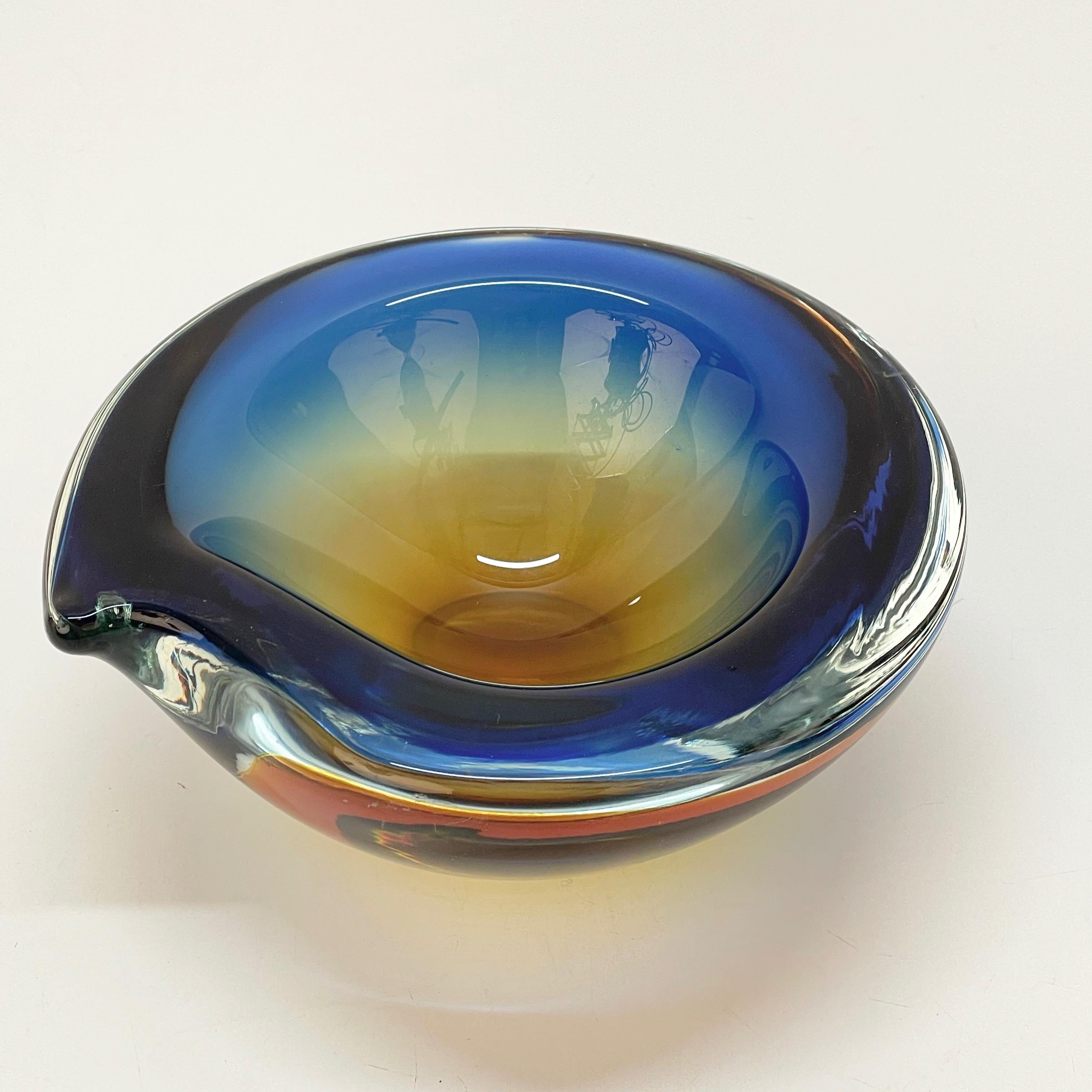 Murano Ashtray or Bowl, Flavio Poli Submerged Glass Amber Blue, Italy, 1960 For Sale 2