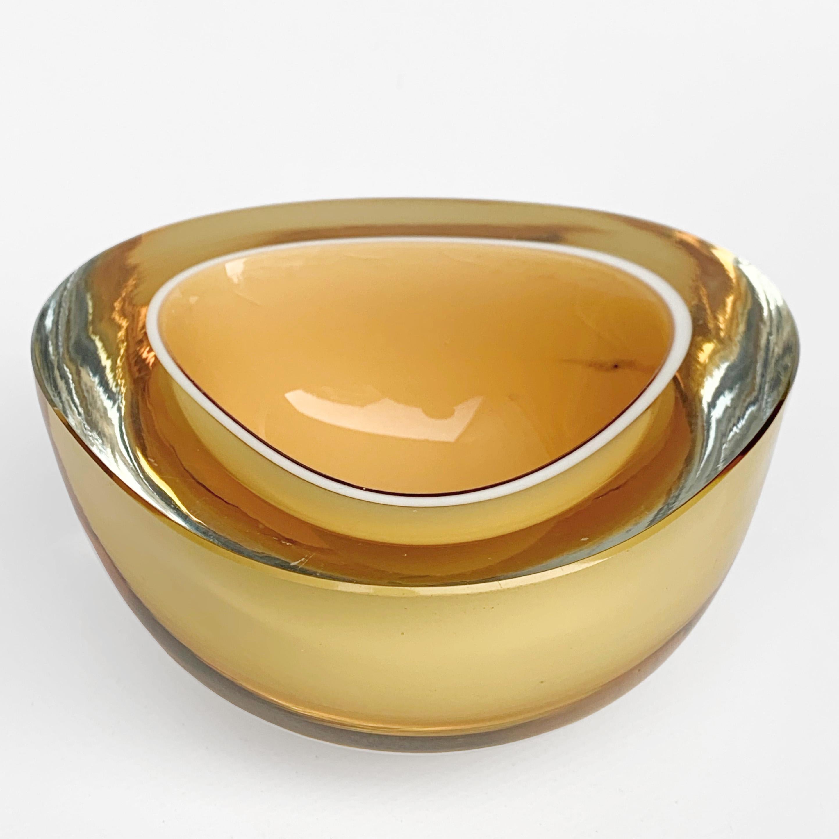 Murano Ashtray or Bowl, Flavio Poli, Submerged Glass, Yellow Cream, Italy, 1960 6