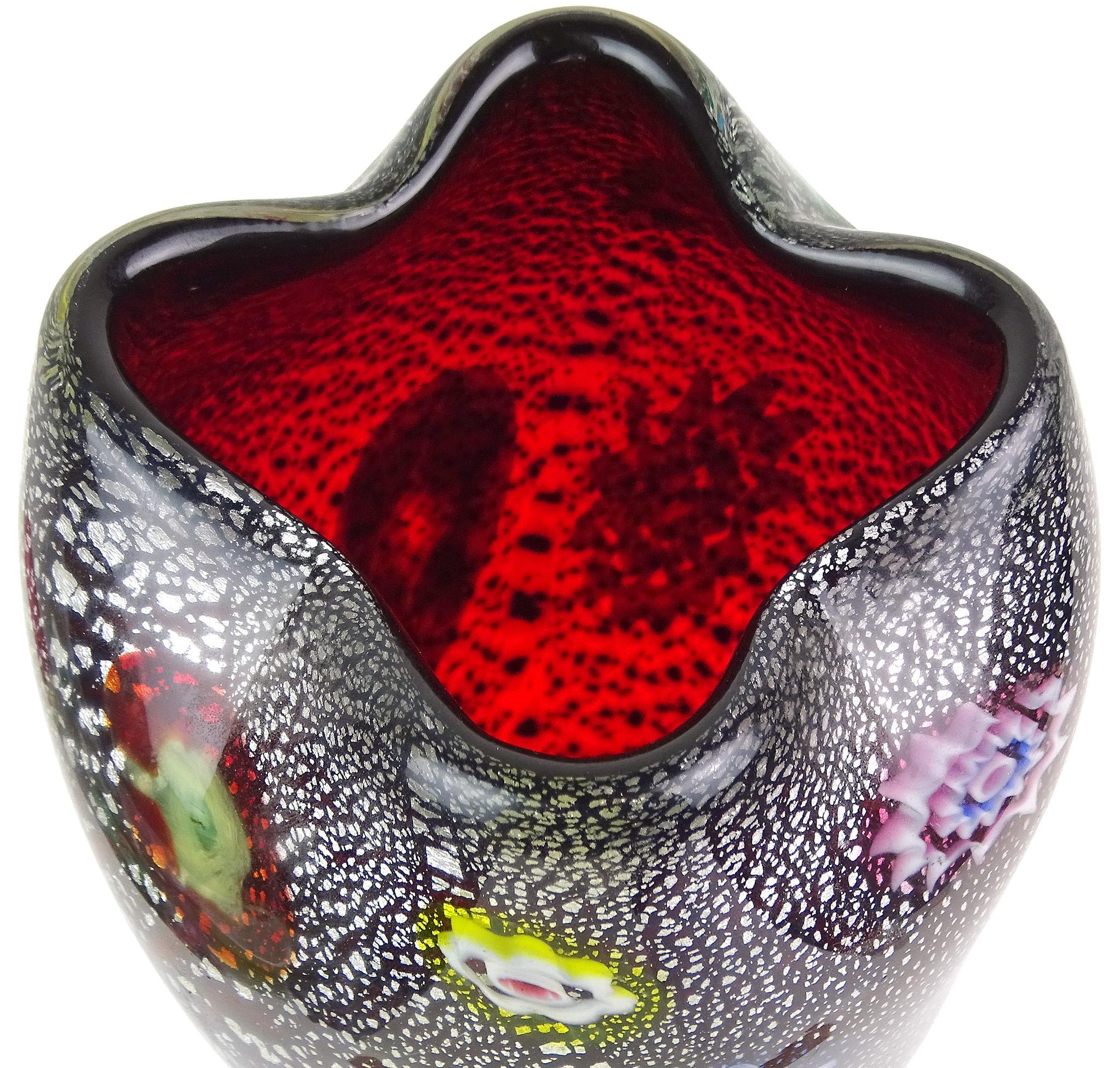 Murano AVeM Flores Millefiori Rojas Motas de Plata Florero de Vidrio Artístico Italiano en venta 1