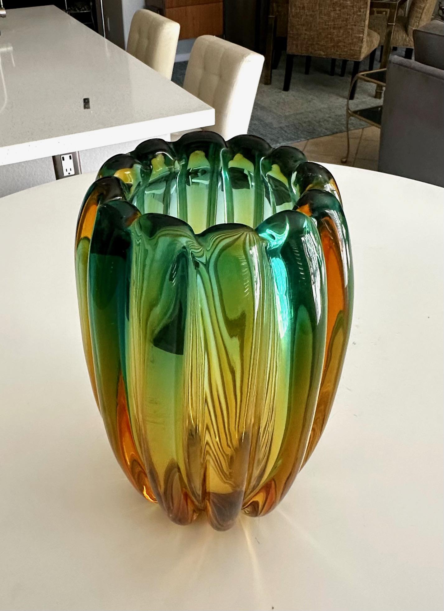 Vaso di Murano Barbini in vetro verde Greene & Greene a coste 6
