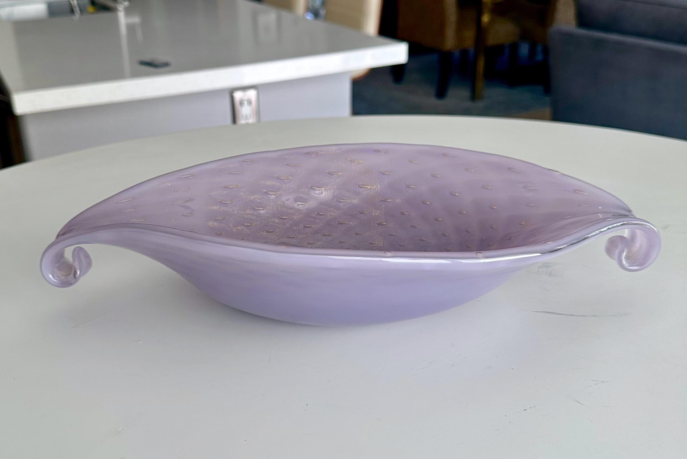 Murano Barbini Coupe de centre de table ovale en forme de lavande en vente 2