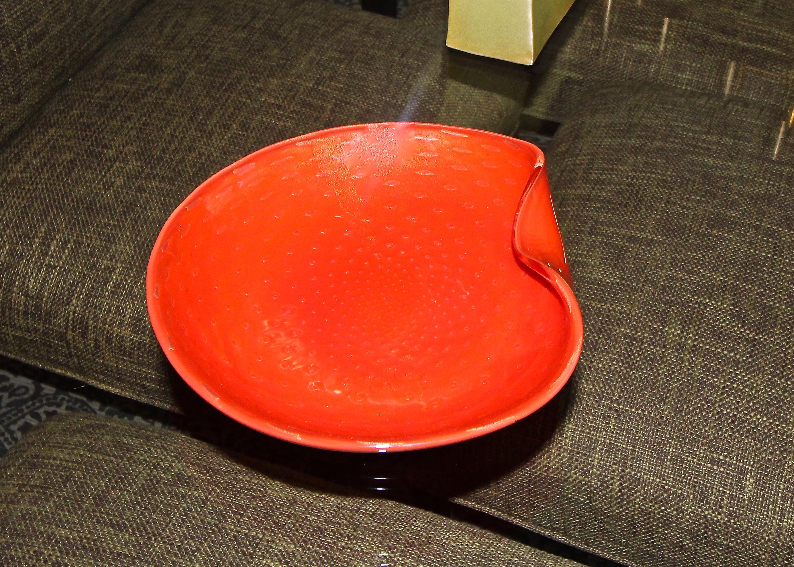 Murano Barbini Orange Clam Shape Centerpiece Bowl In Good Condition In Palm Springs, CA