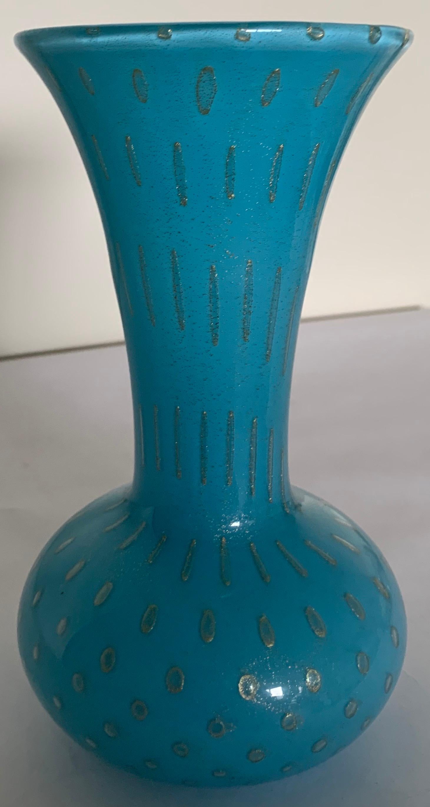 Mid-Century Modern Murano Barbini Robins Egg Blue Glass Vase For Sale