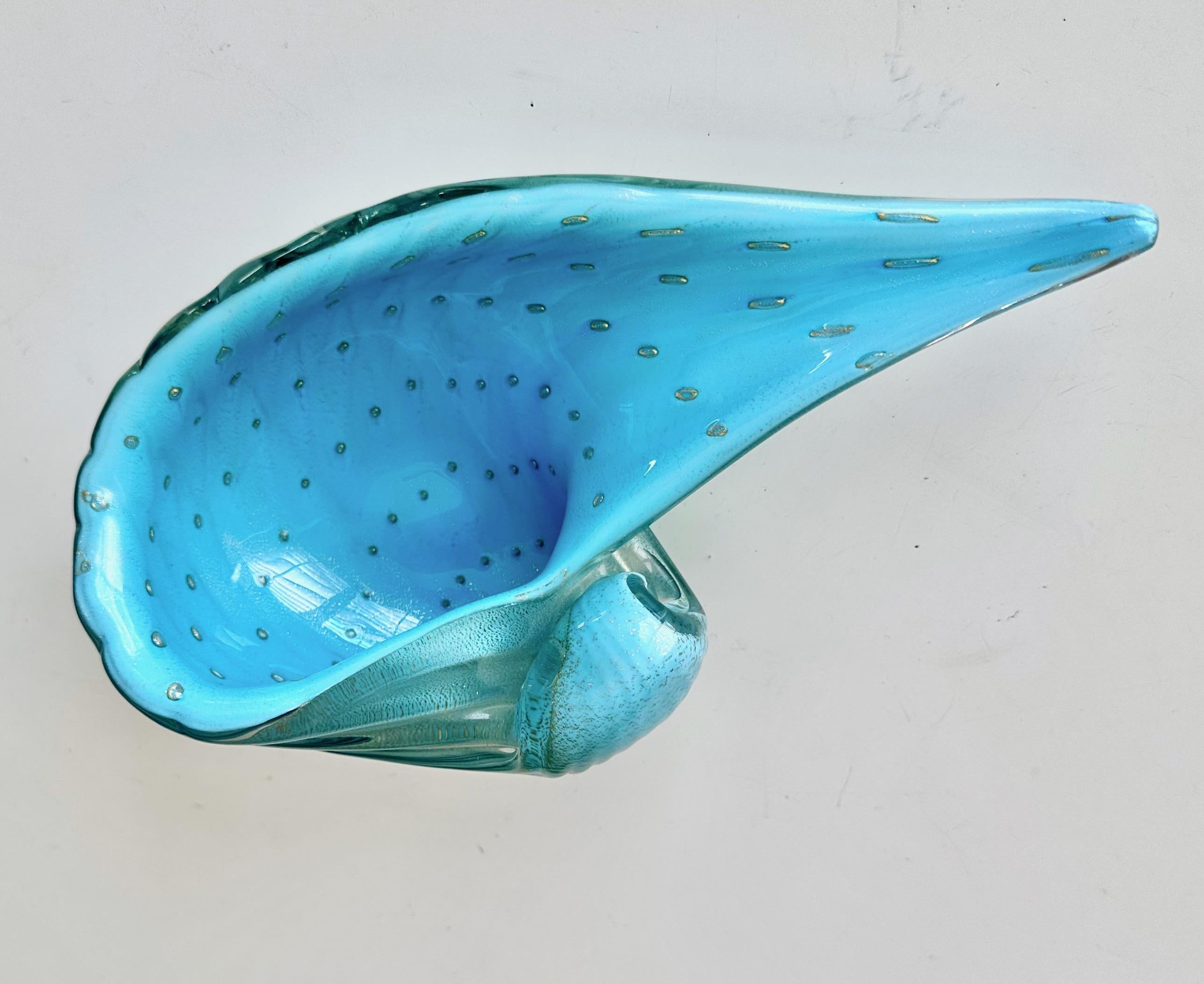 Murano Barbini Venetian Baby Blue Conch Seashell Bowl im Angebot 1