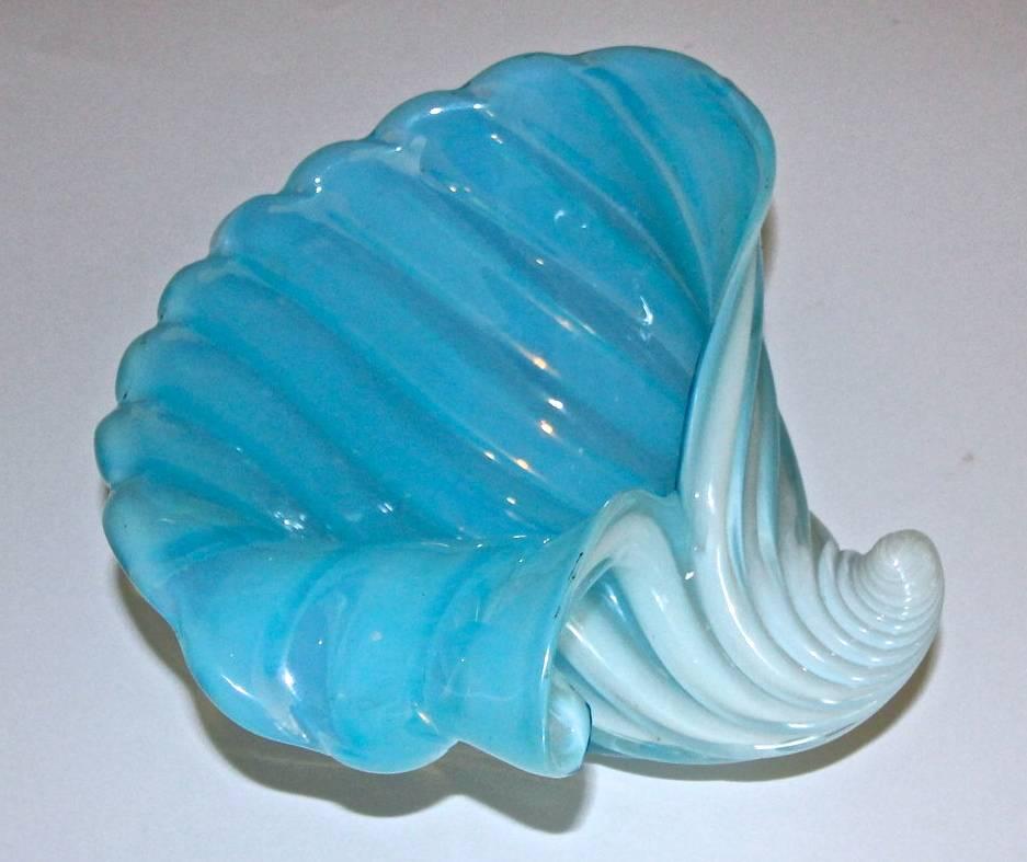 Murano Barbini Venetian Baby Blue Conch Seashell Centrepiece Bowl For Sale 7