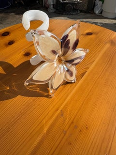 Murano Beige Handblown Flower 5.5"