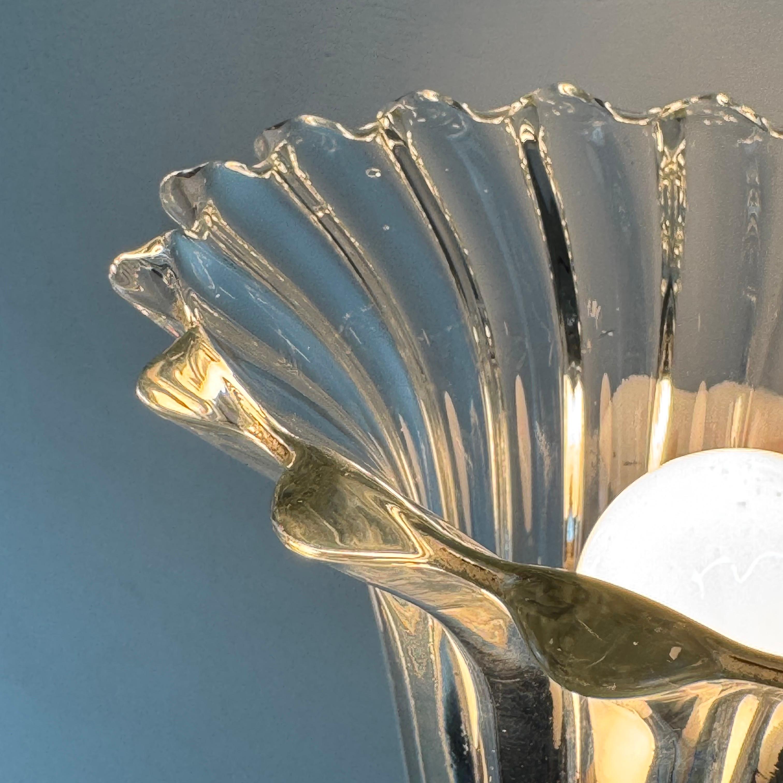 Ottone Lampade da parete a campana di Murano di Ercole Barovier per Barovier&Toso, anni '40 in vendita