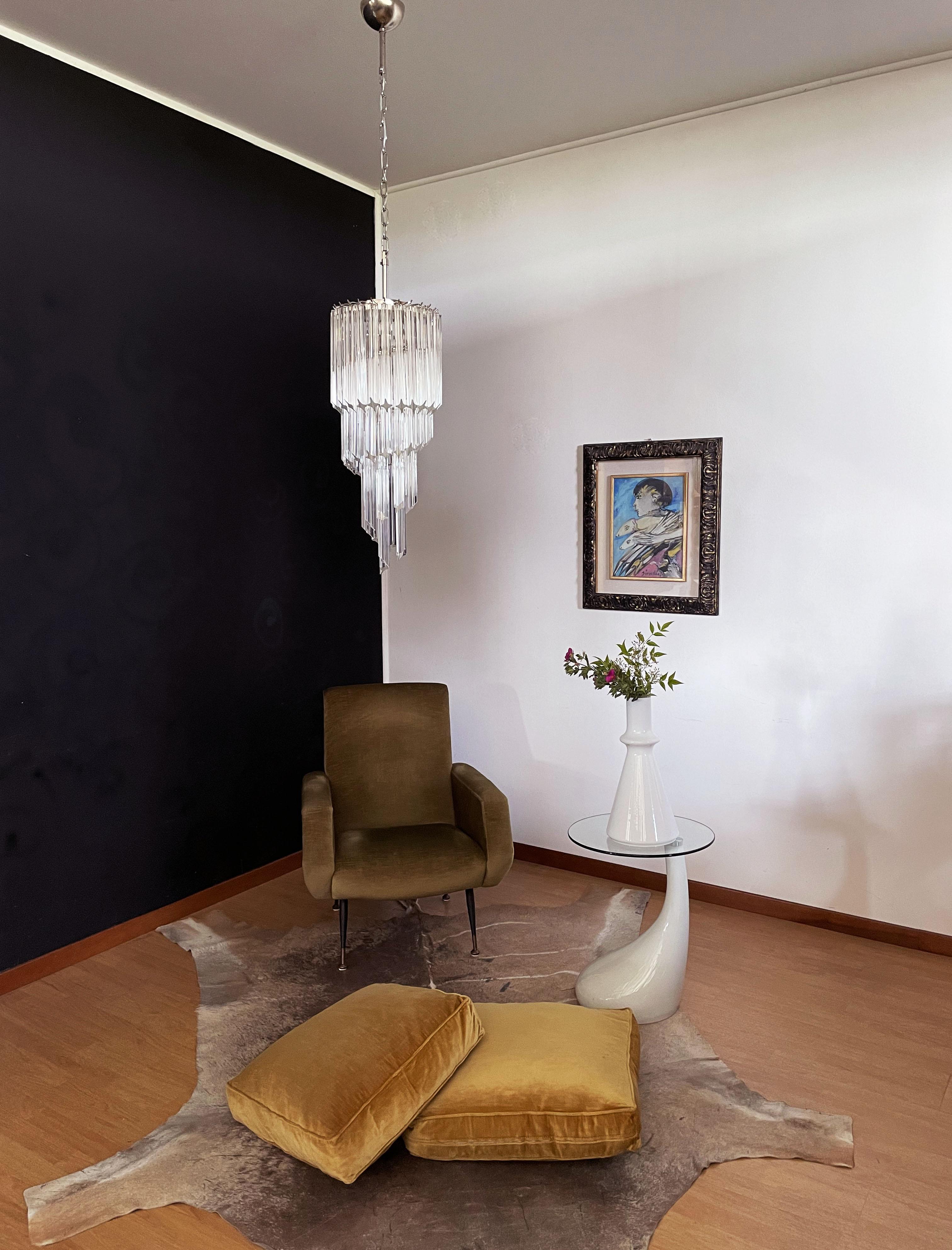 Mid-Century Modern Grand lustre de Murano à la manière de Venini, 54 prismes Quadriedri en vente
