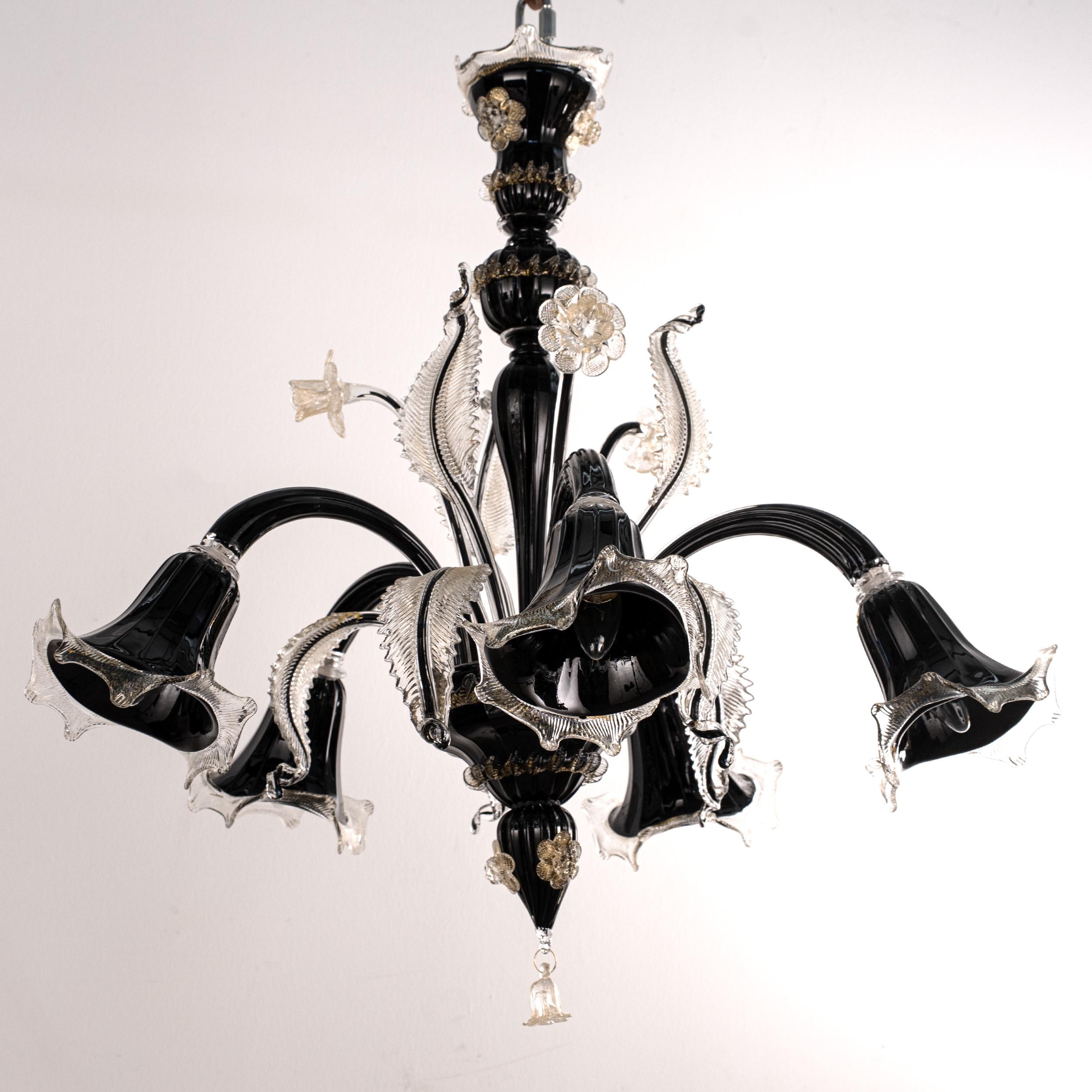 Murano Negro y Oro araña de cristal 5 luces, Vintage Made in Italy en stock Italiano en venta