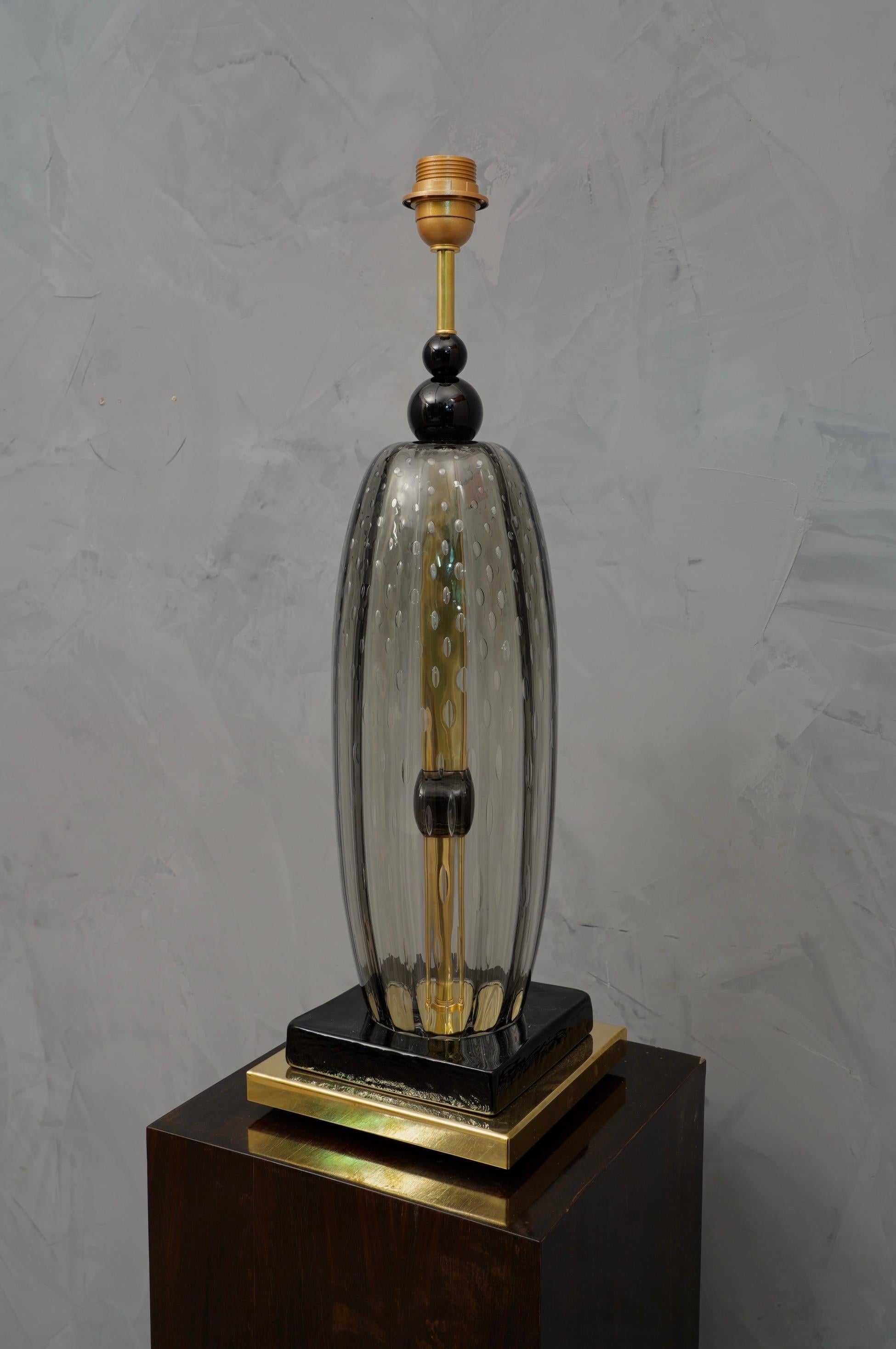 Lámparas de sobremesa de cristal soplado negro y ahumado de Murano, 1970 en venta 1
