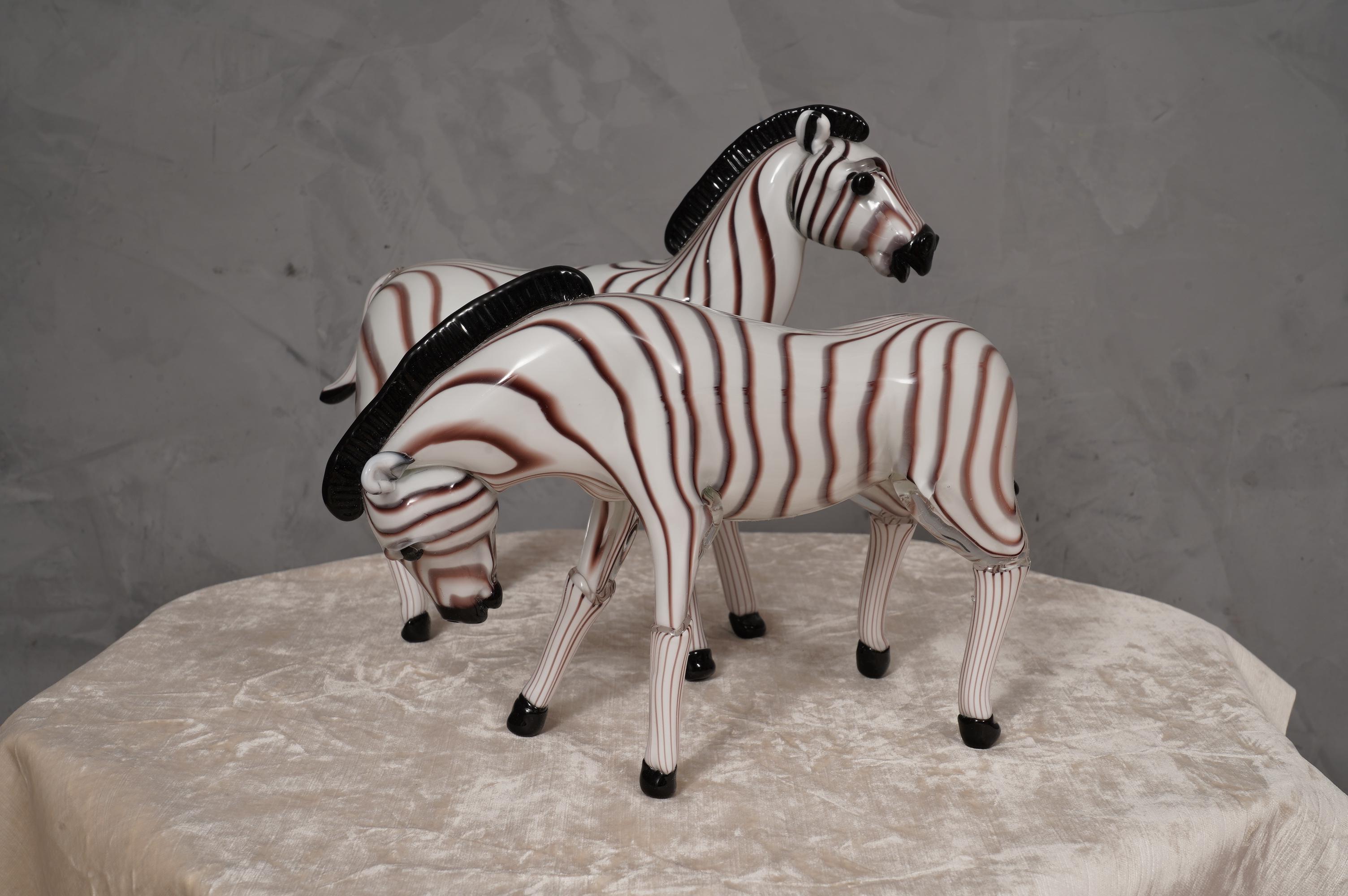 Murano Black and White Glass Sculptures, 1980 For Sale 1