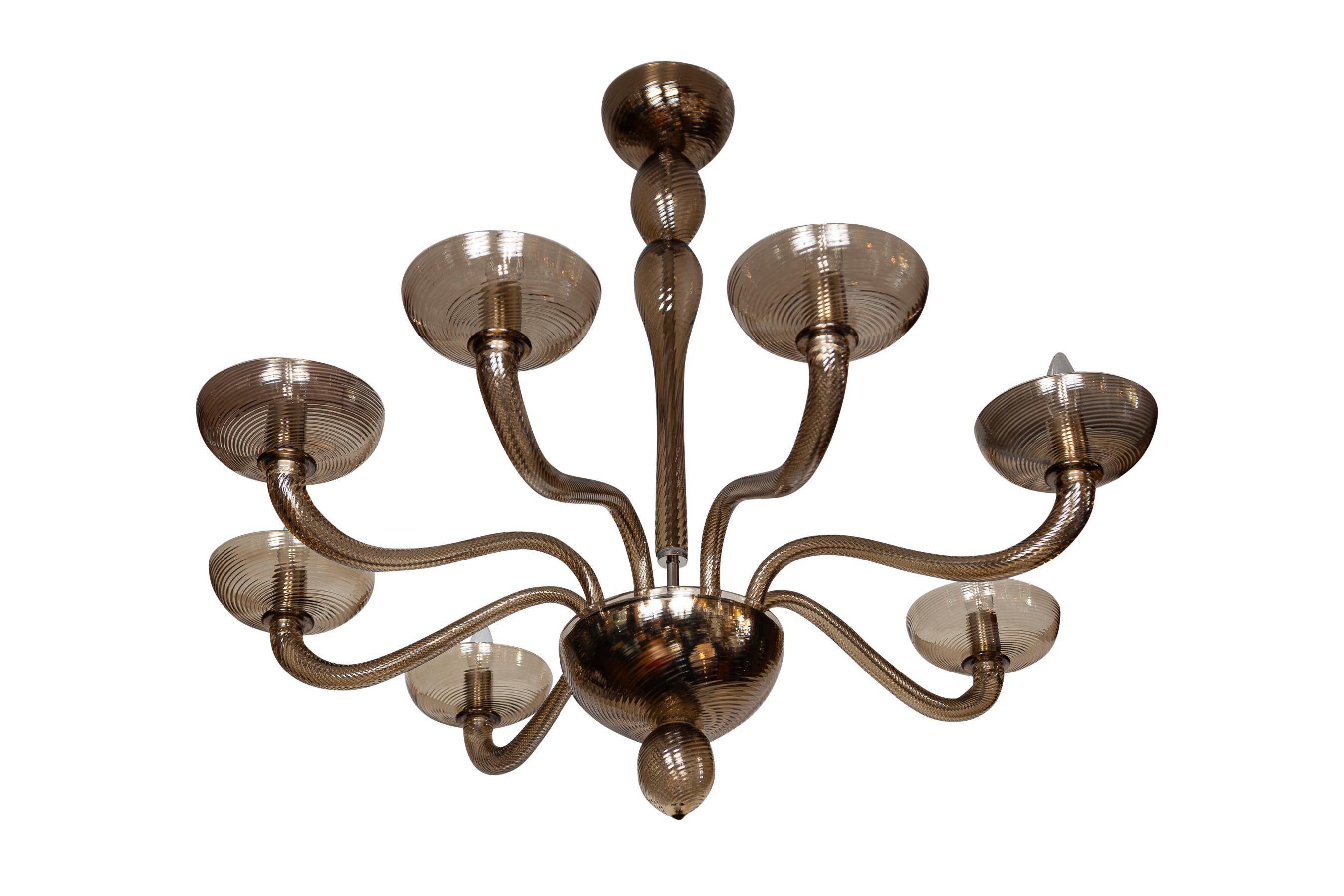 Murano Blown Eight Arm Tobacco Swirl Chandelier In New Condition For Sale In Westport, CT