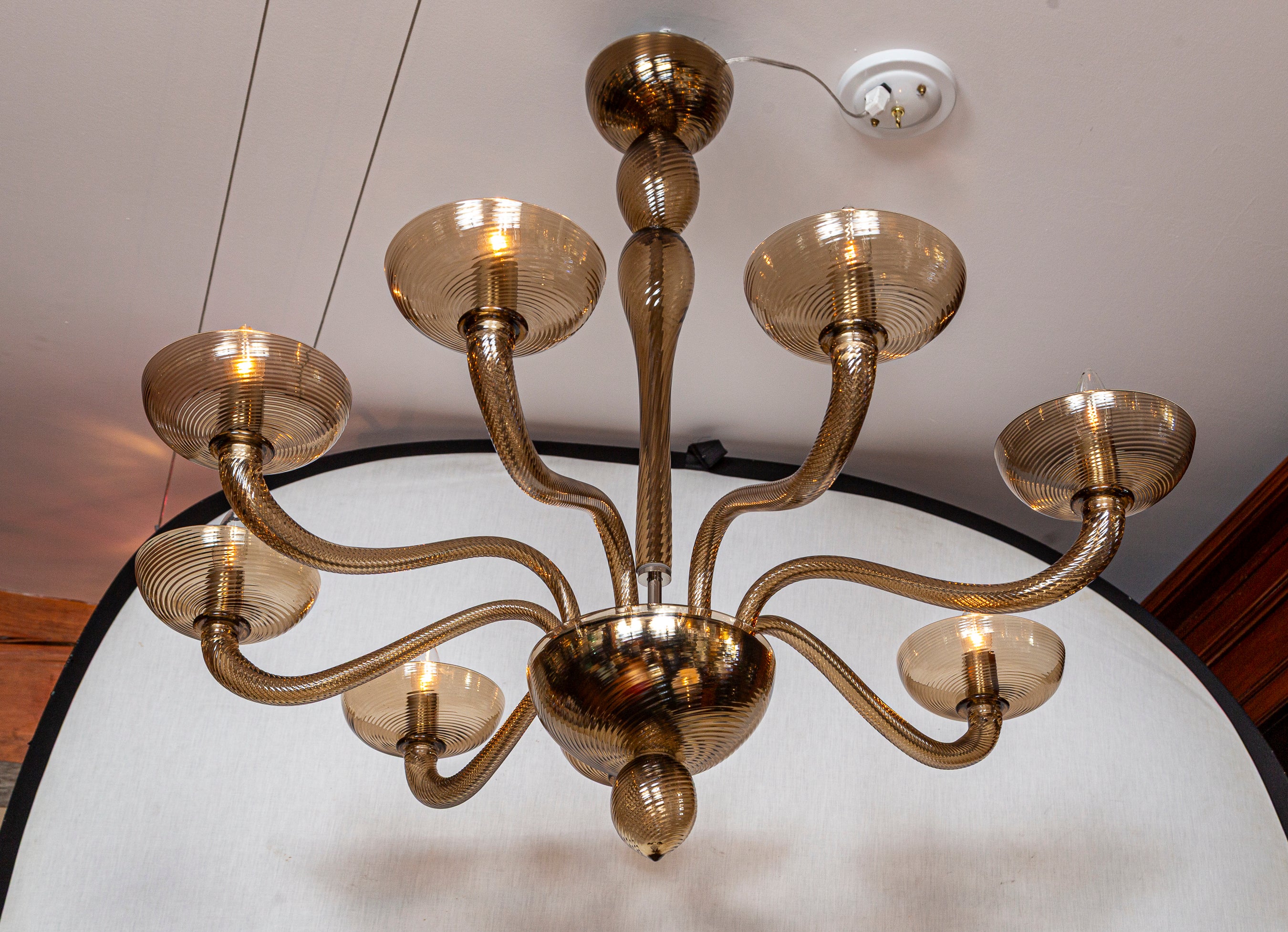 Murano Blown Eight Arm Tobacco Swirl Chandelier For Sale 1