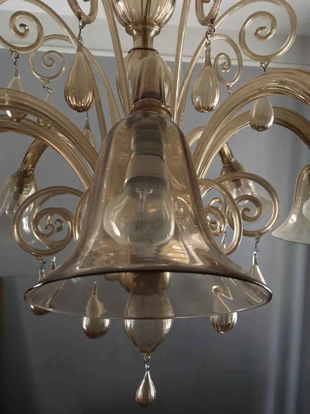 Italy 1960 Murano Venezia Blown Glass Chandelier 8 Lights For Sale 2