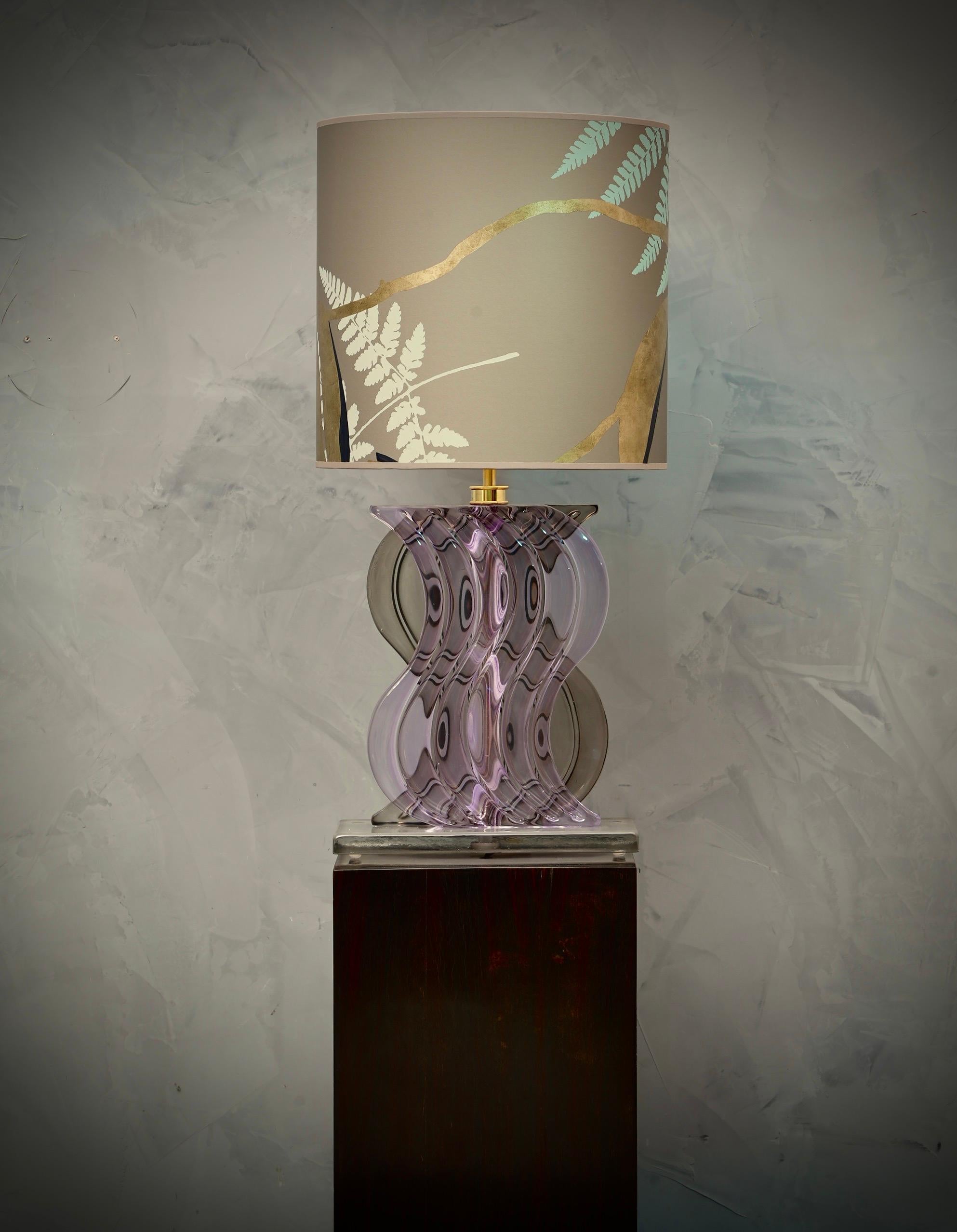 Fin du 20e siècle Lampe de bureau mi-siècle en verre soufflé de Murano de couleur pervenche, 1980 en vente