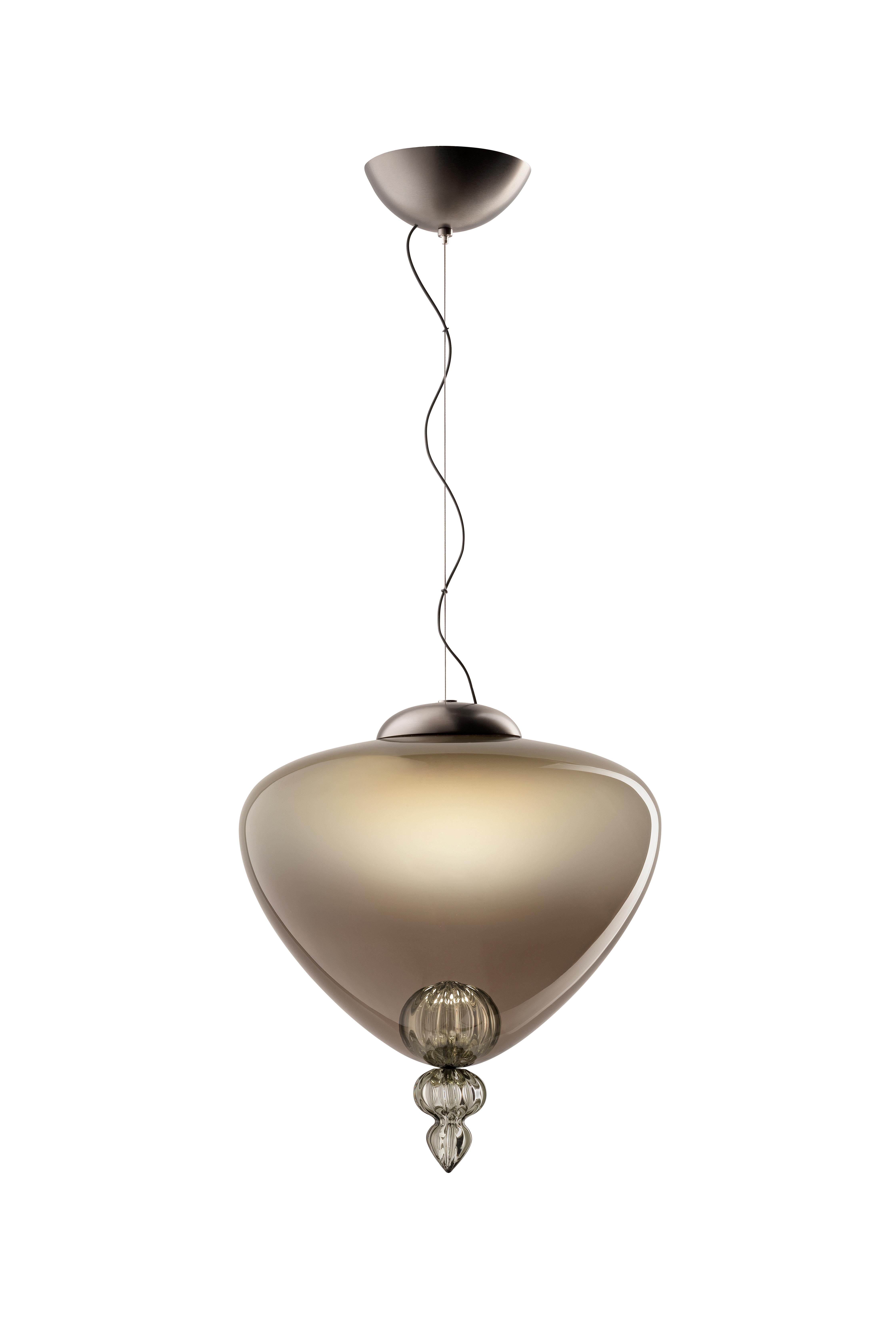 Italiano Lampada a sospensione in vetro soffiato di Murano, Padma, Cristallo bianco e bluastro veneziano in vendita