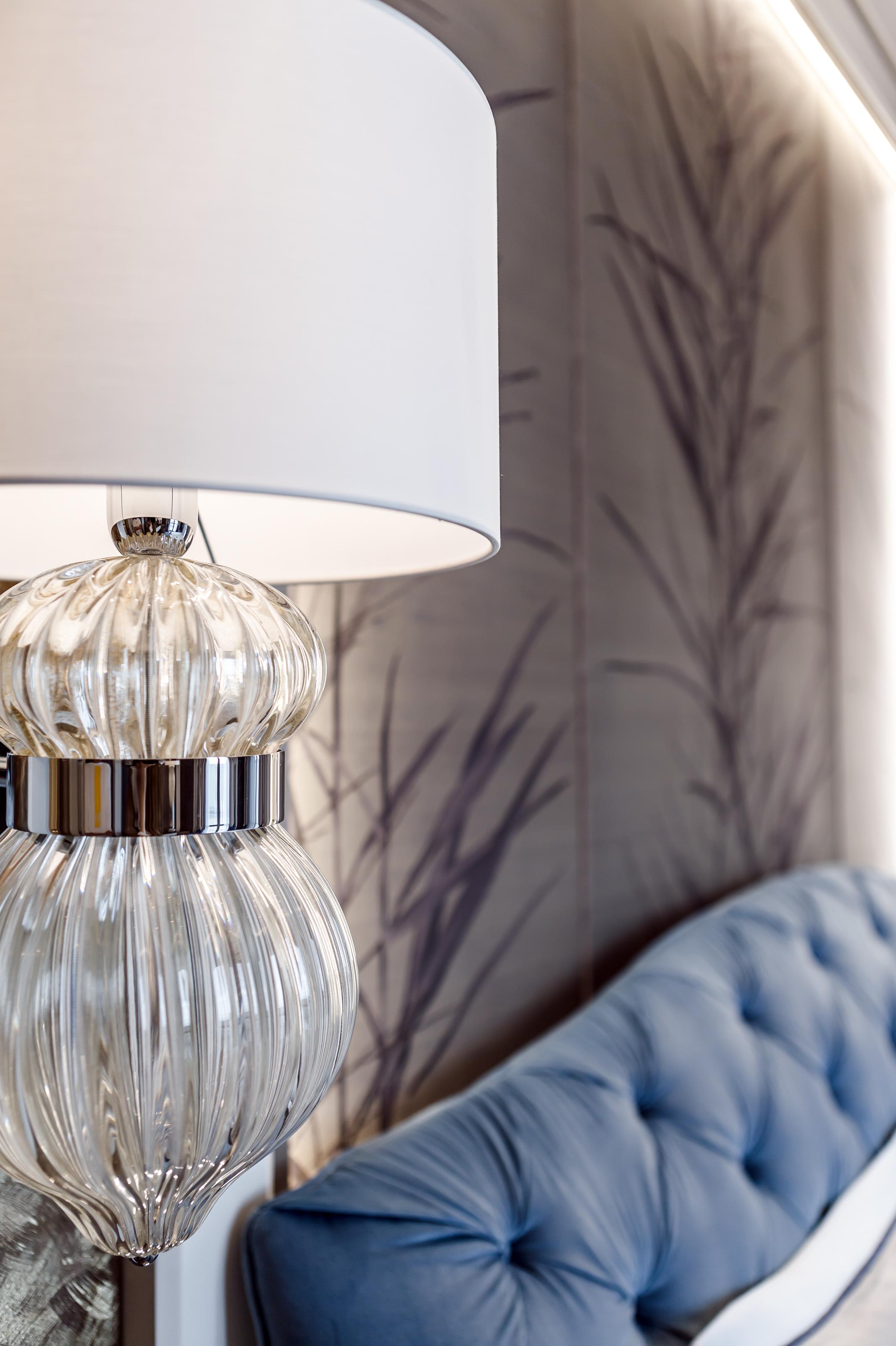 Italian Murano blown Glass Wall Sconce, Grey Venetian Crystal For Sale