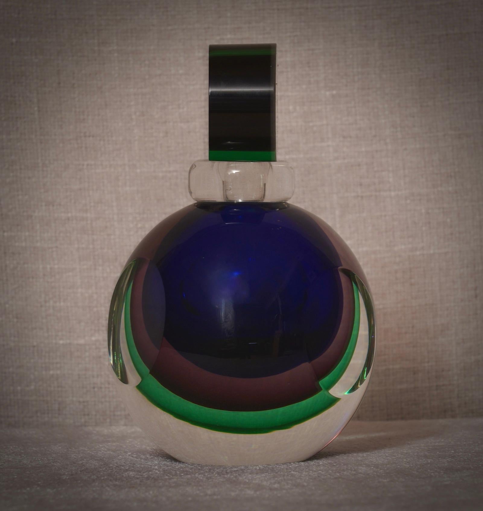 Murano Blu and Green Perfume Bottle, 1990 For Sale 4