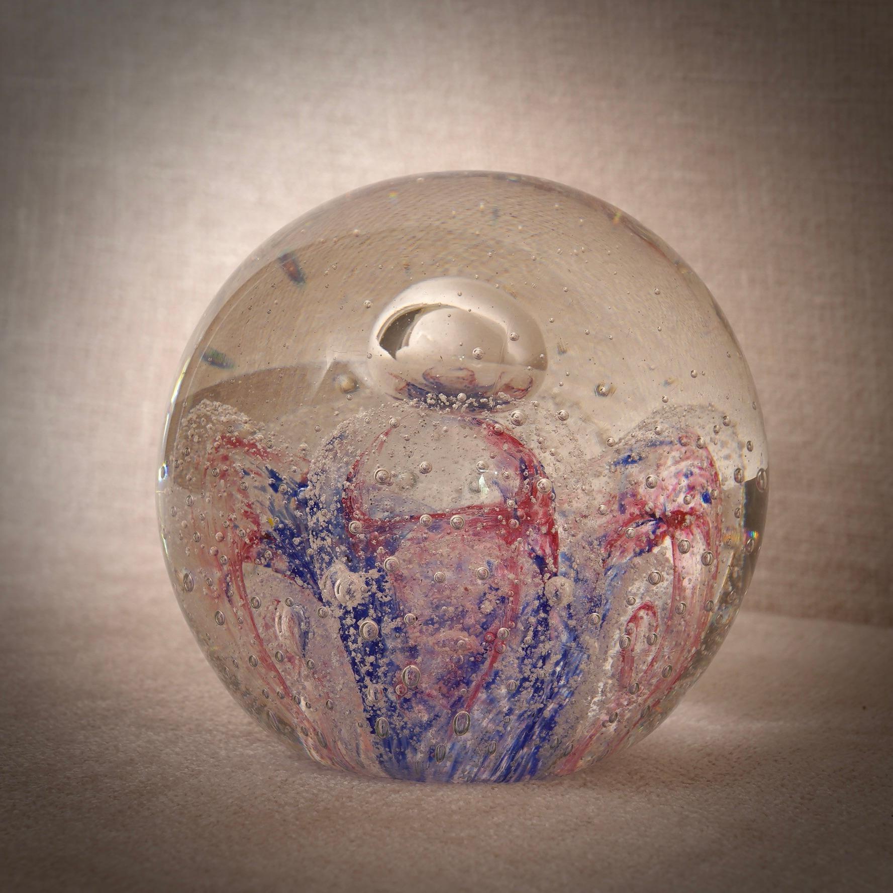 Mid-Century Modern Sphère en verre d'art bleu et rose de Murano, 1980 en vente