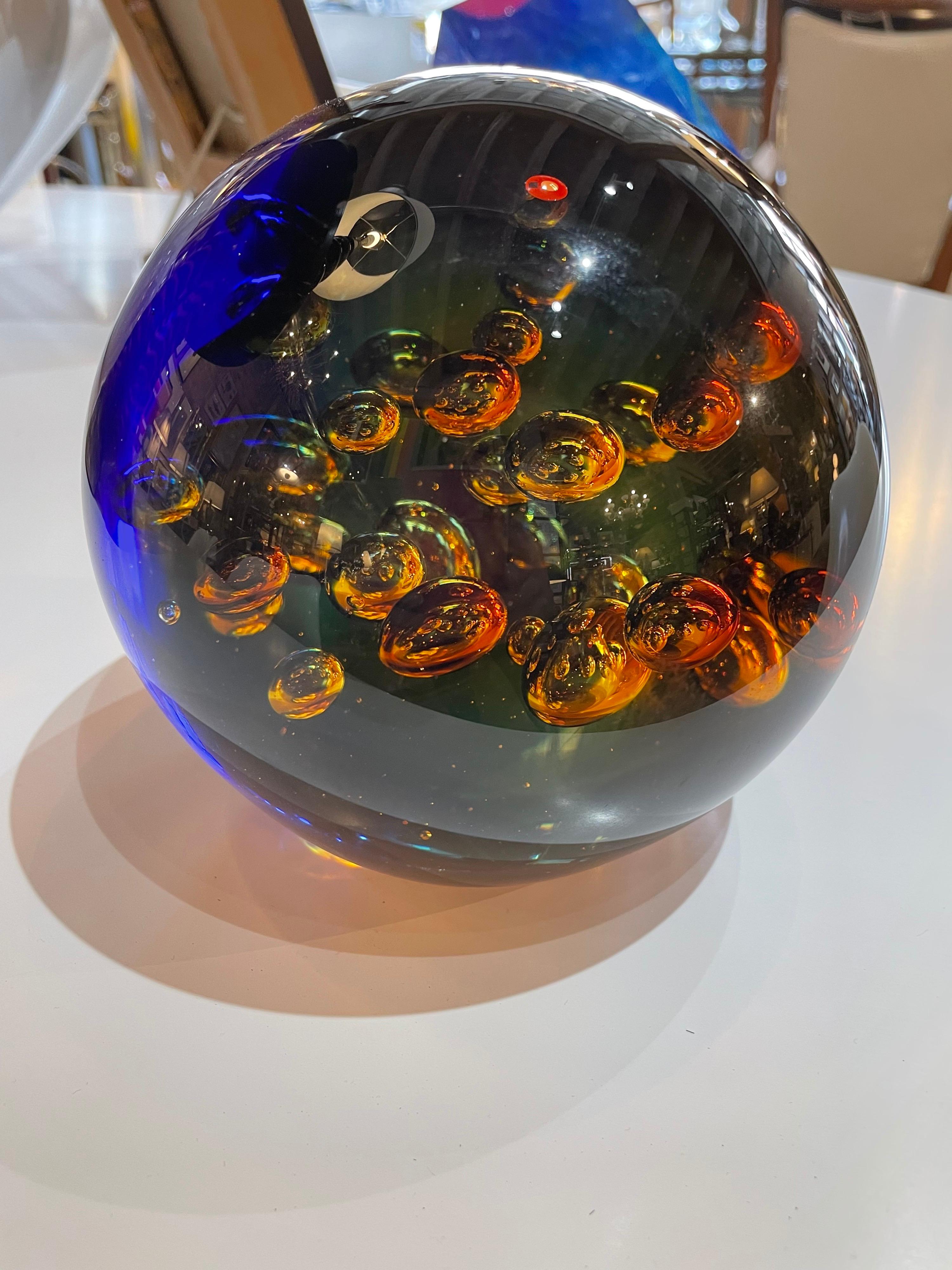 Murano Blue and Amber Controlled Bubble Paperweight by Galaxy D’Arte For Sale 2