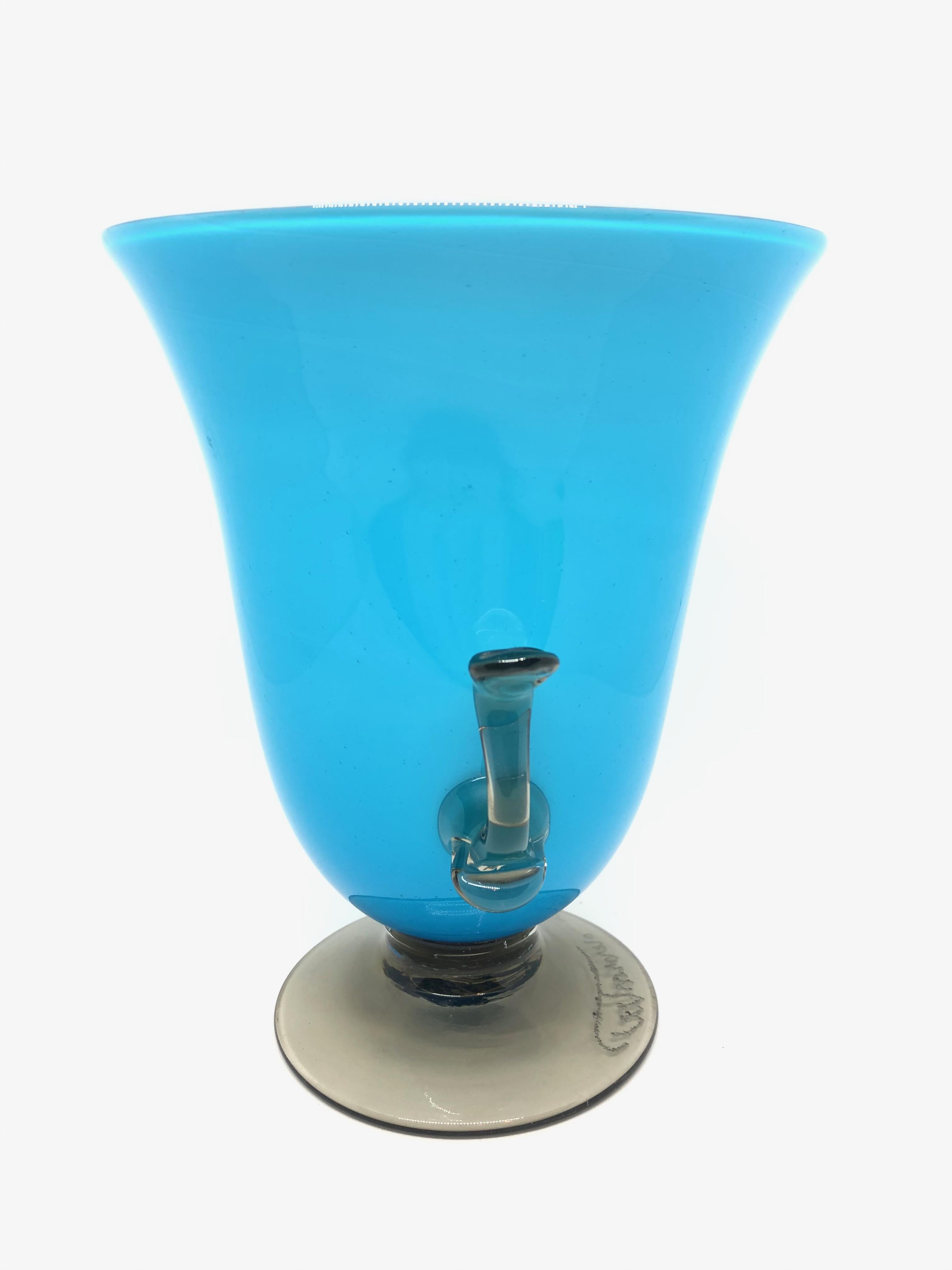 Beautiful Murano hand blown Italian art glass vase. Created by Roberto Rossi (signed). Blue on the outside, white glass on the inside, handles and foot in smoked glass. A beautiful piece of art for any room.